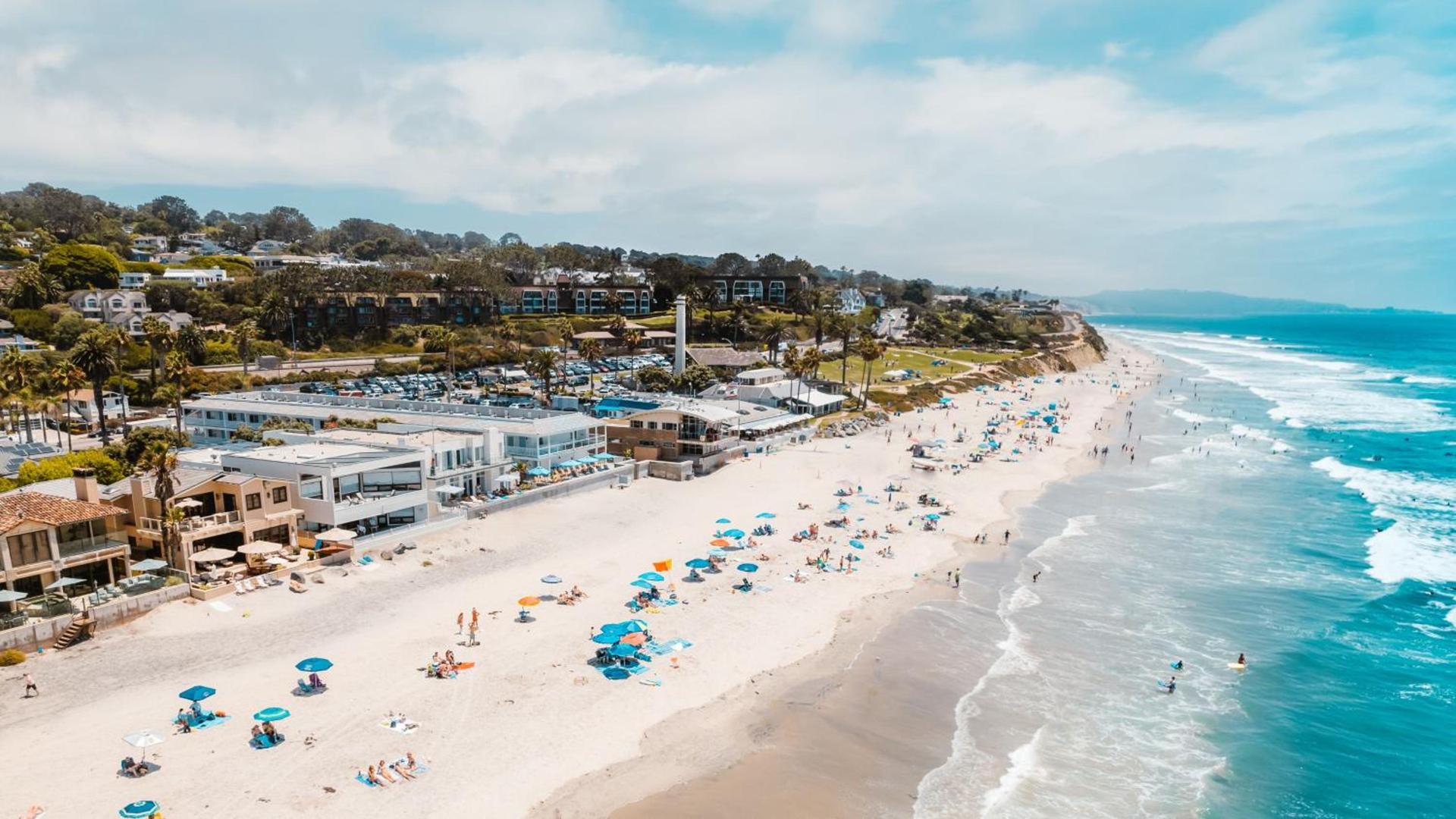 Del Mar Beach Hotel photo 32