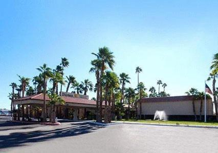 Ramada by Wyndham Yuma — hotel in Yuma