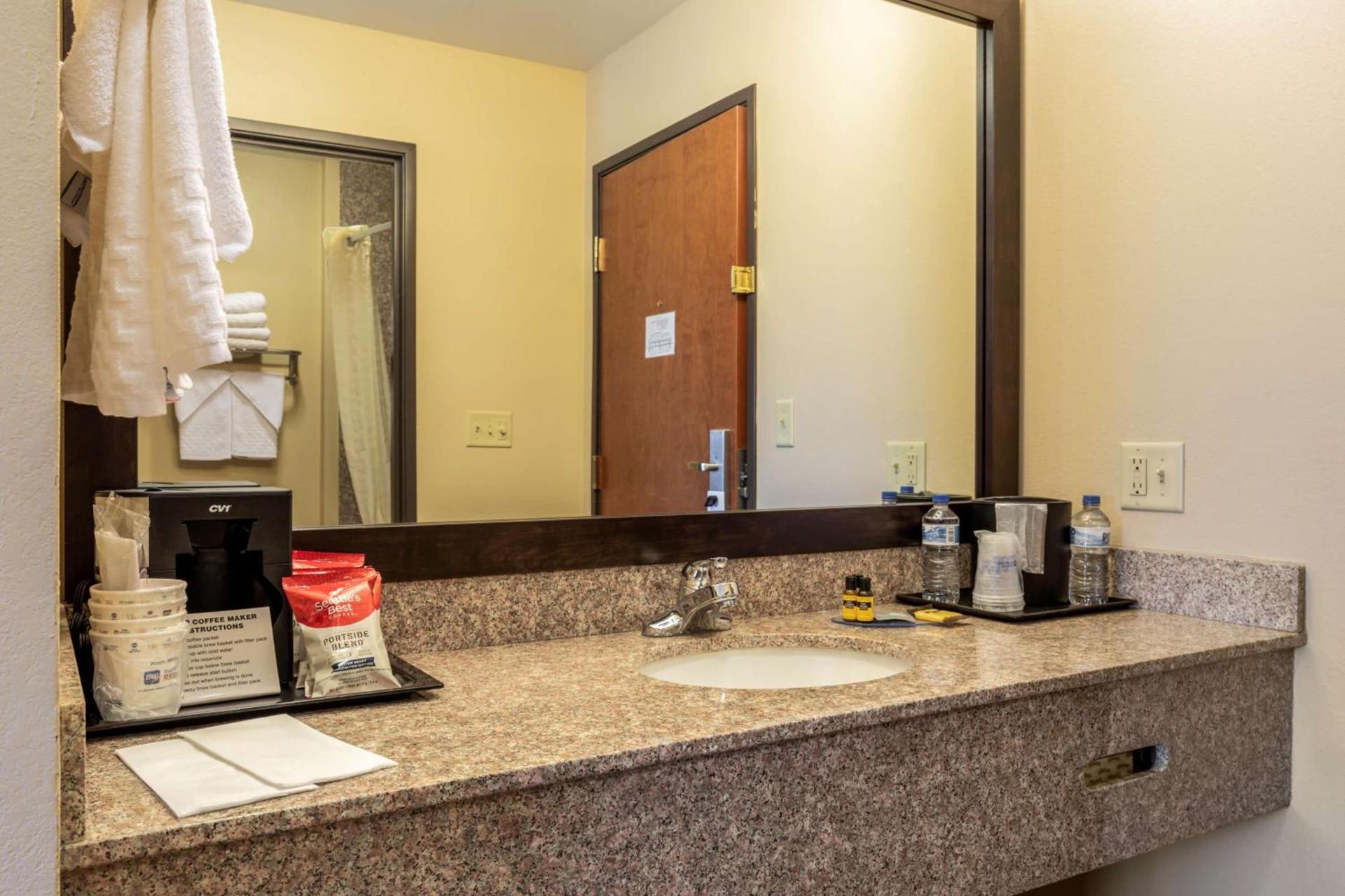 Best Western Plus Red River Inn photo 15