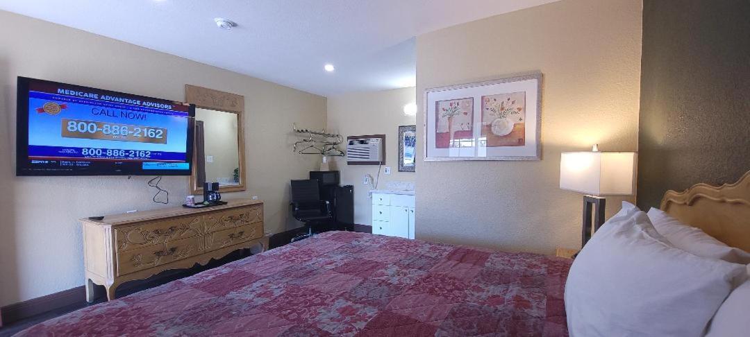 Lakeview Inn photo 32