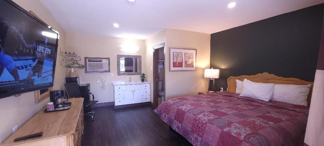 Lakeview Inn photo 33