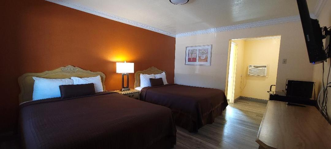Lakeview Inn photo 59