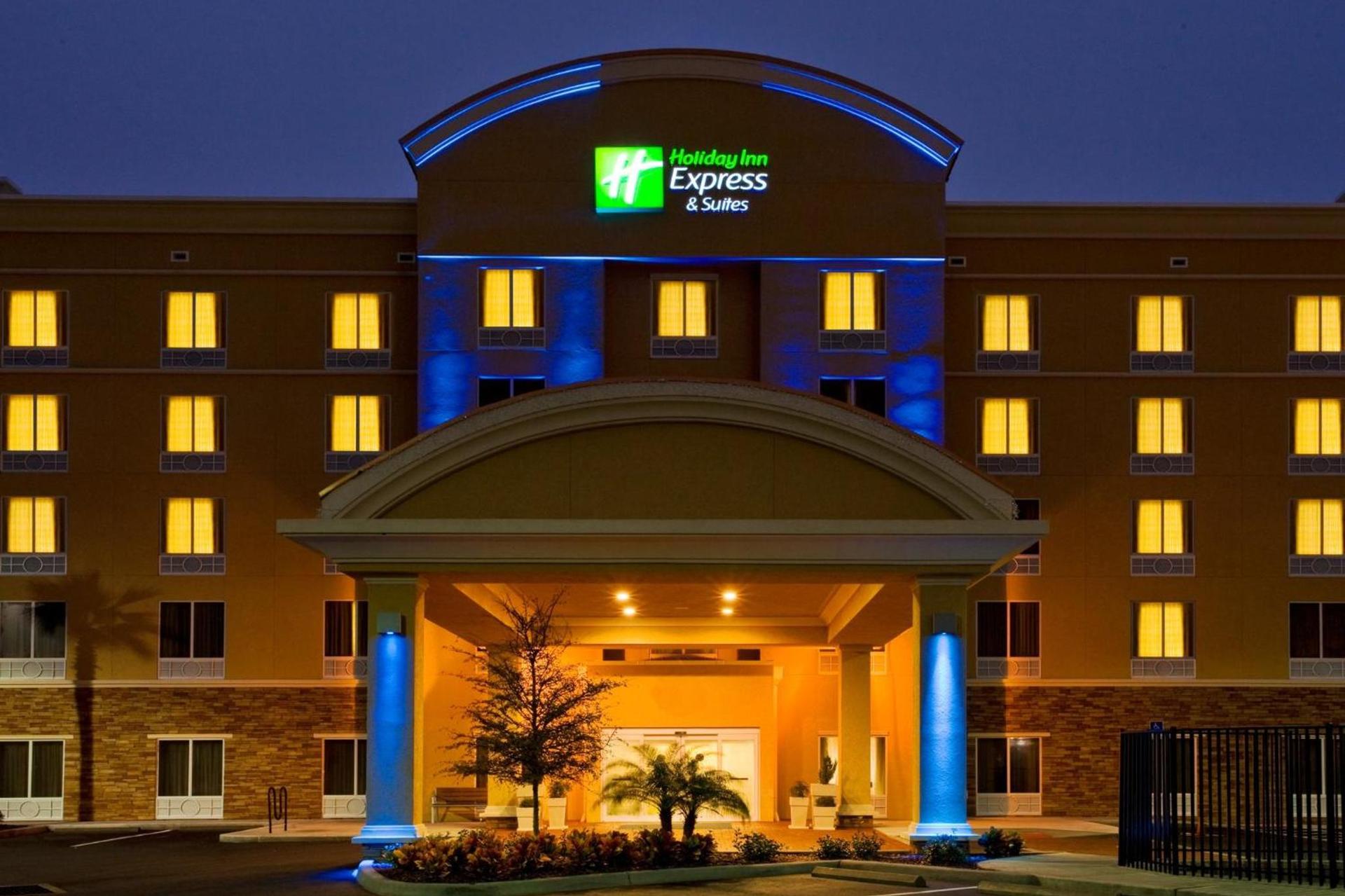 Holiday Inn Express Hotel & Suites Largo-Clearwater by IHG photo 4