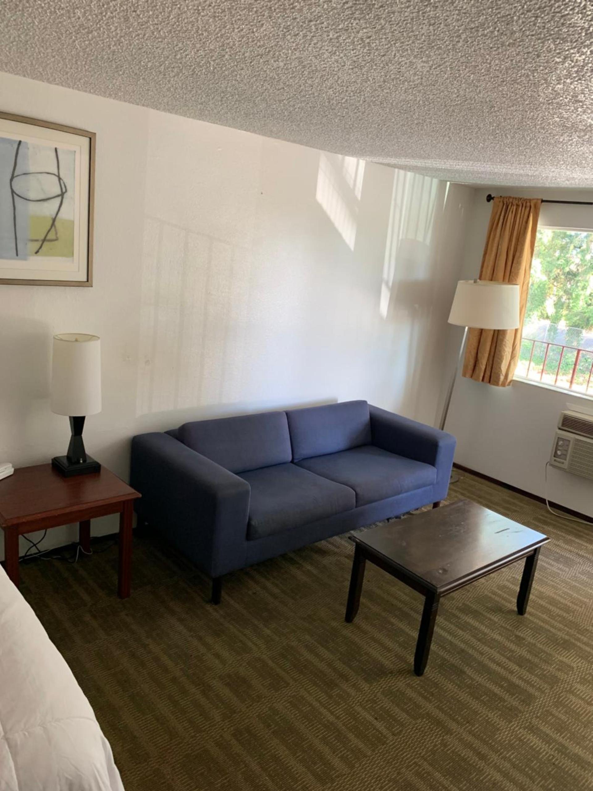 Smokey Point Motor Inn photo 45