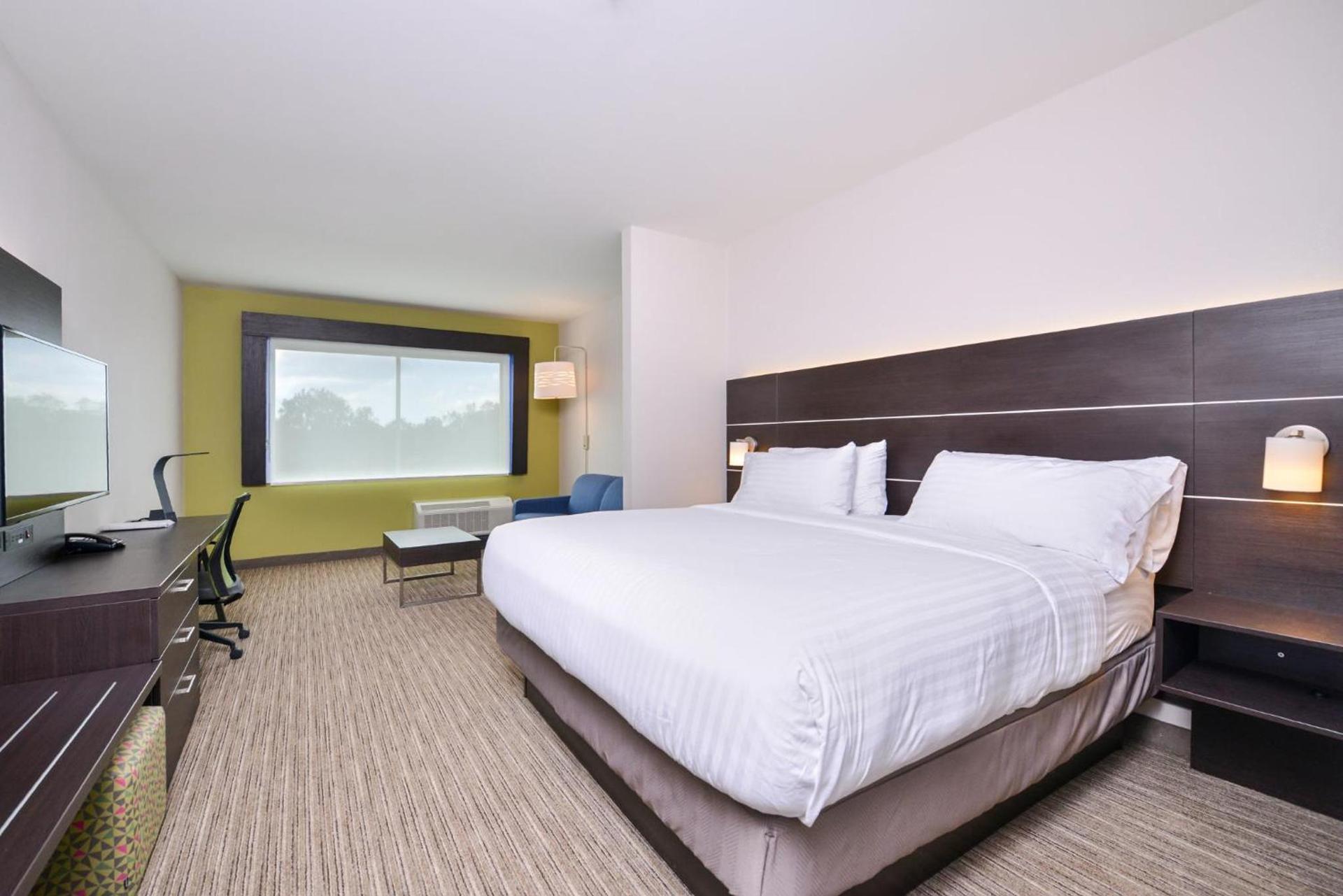 Holiday Inn Express Donaldsonville by IHG photo 60