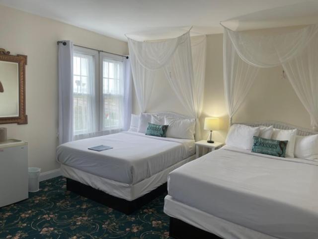 Hotel Macomber ADULTS ONLY photo 3