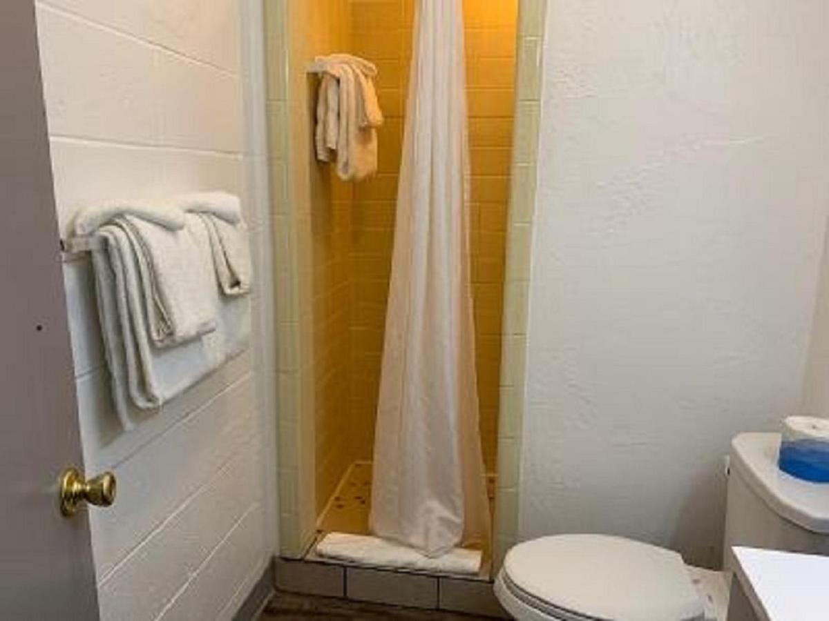 Outer Banks Motor Lodge photo 93