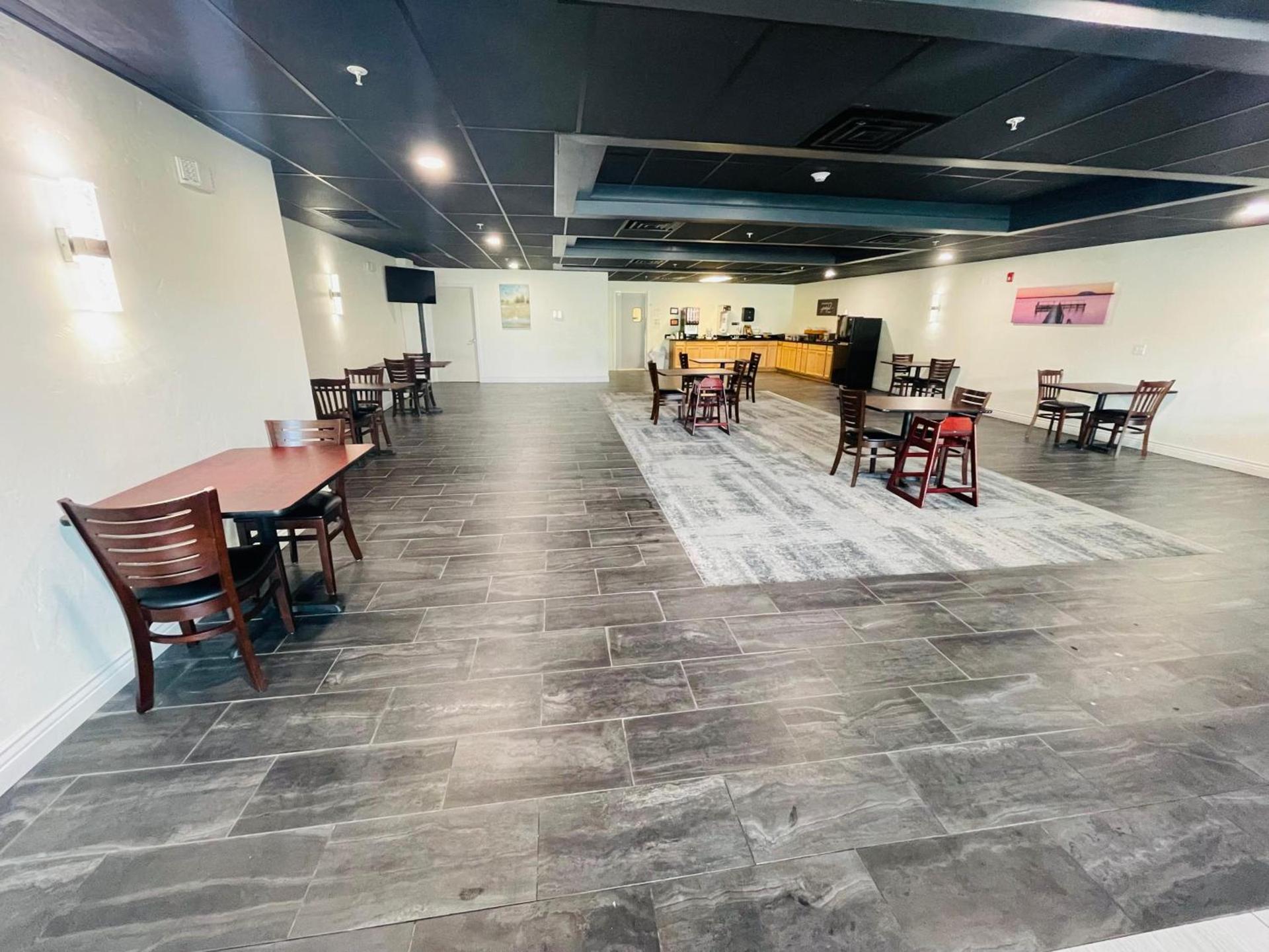FairBridge Inn & Suites Cuero photo 12