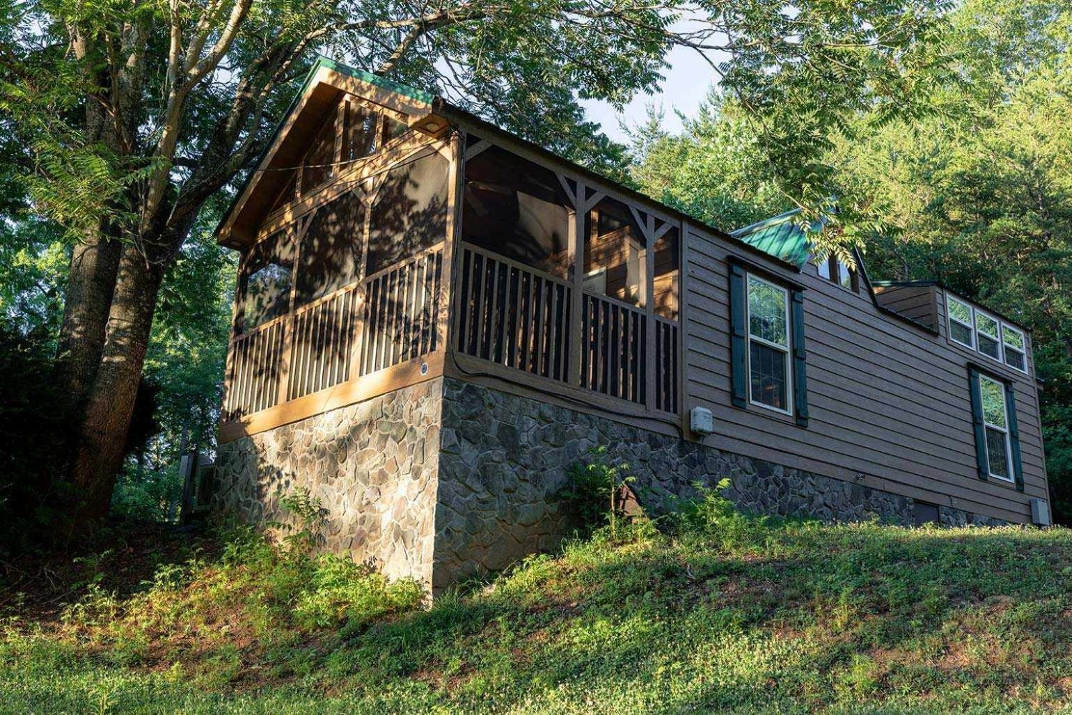 Halesford Harbour Resort - Smith Mountain Lake photo 3