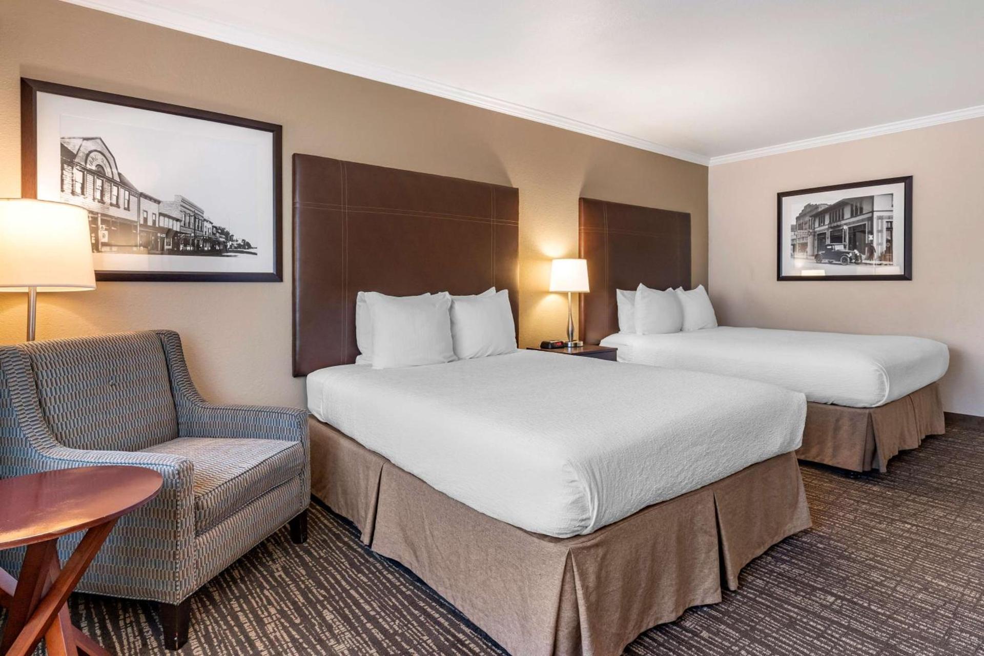 Best Western Plus Garden Court Inn photo 6