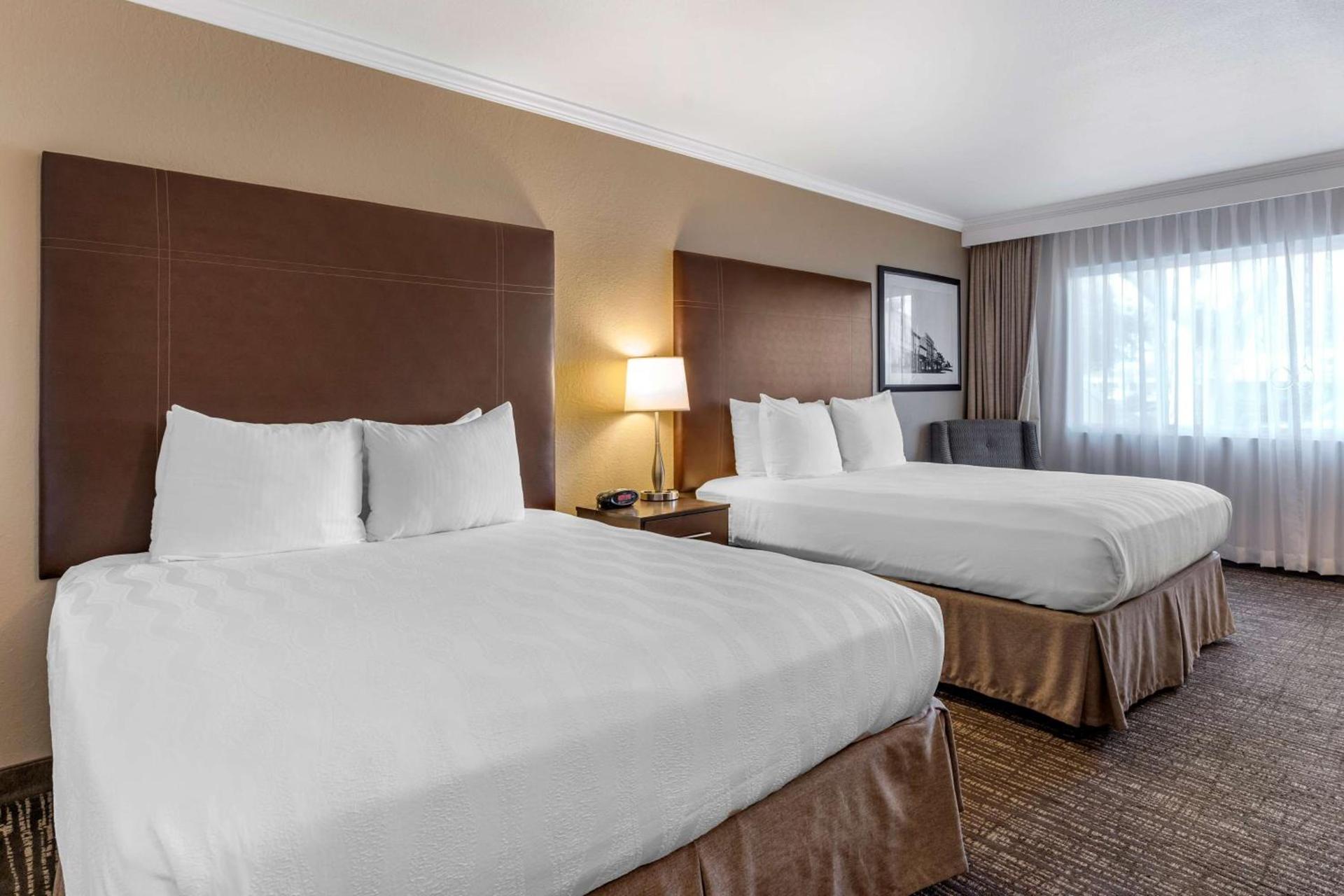Best Western Plus Garden Court Inn photo 18