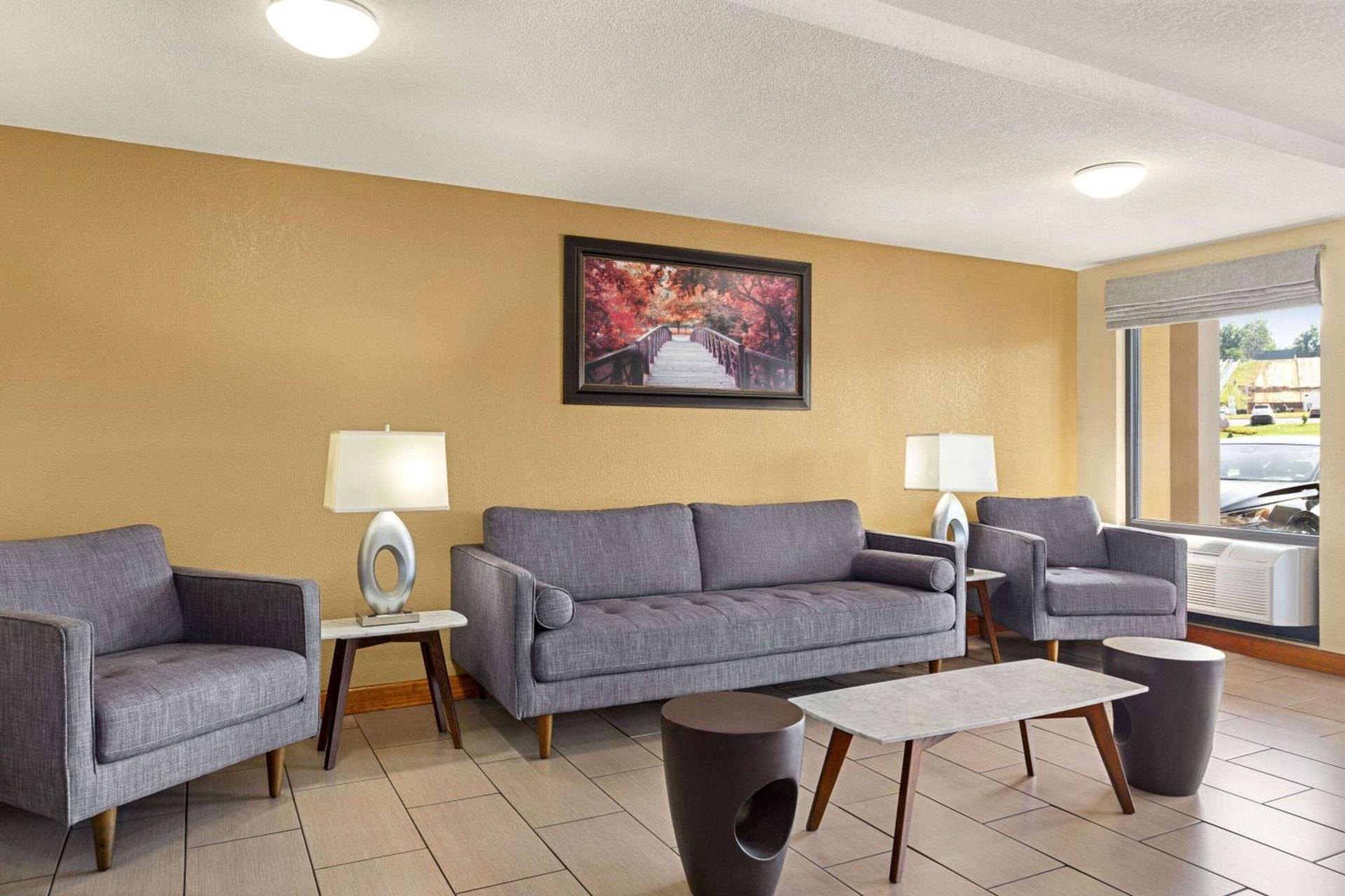 Howard Johnson by Wyndham Pigeon Forge photo 9