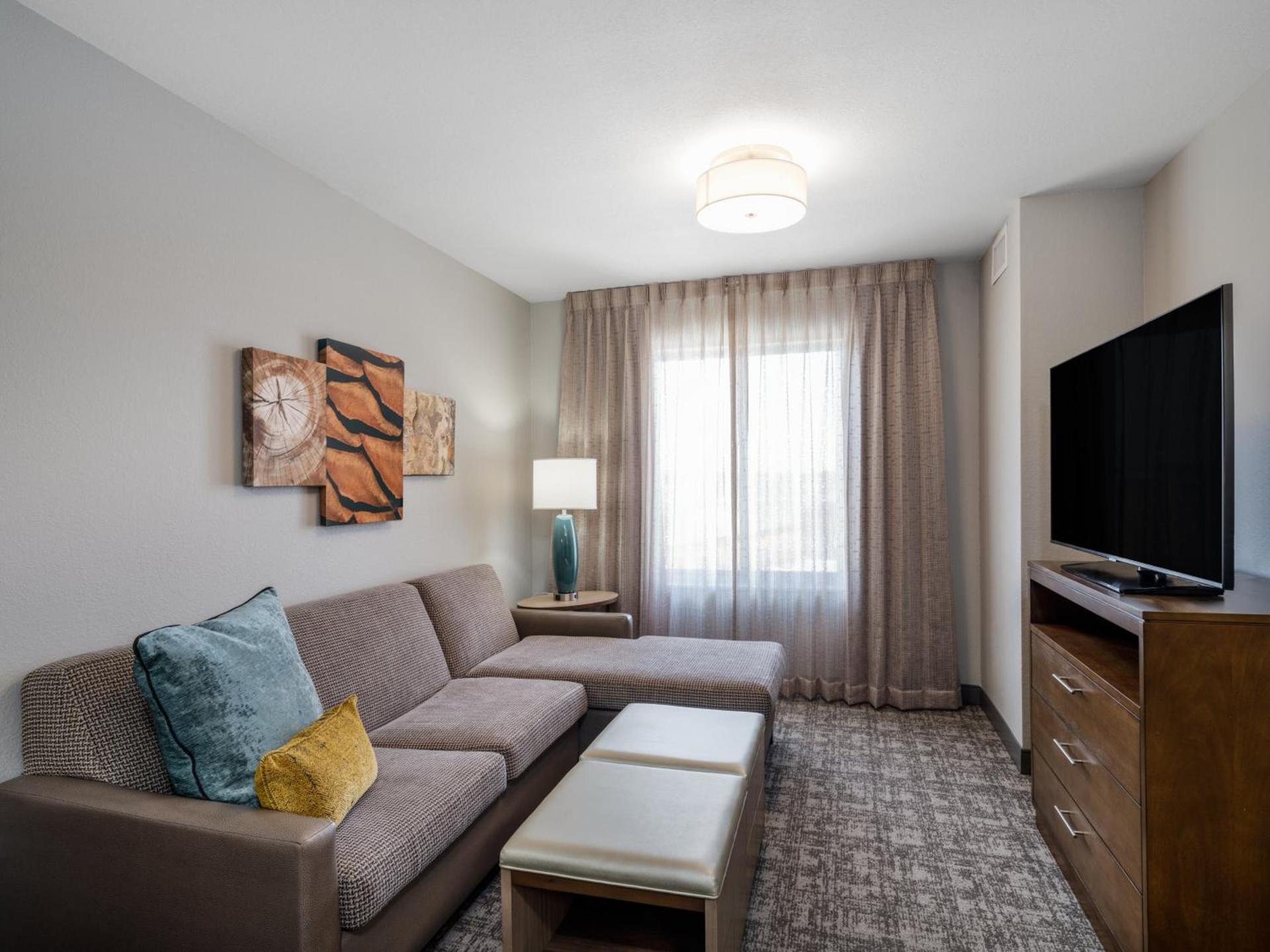 Staybridge Suites - Sioux City Southeast by IHG photo 40