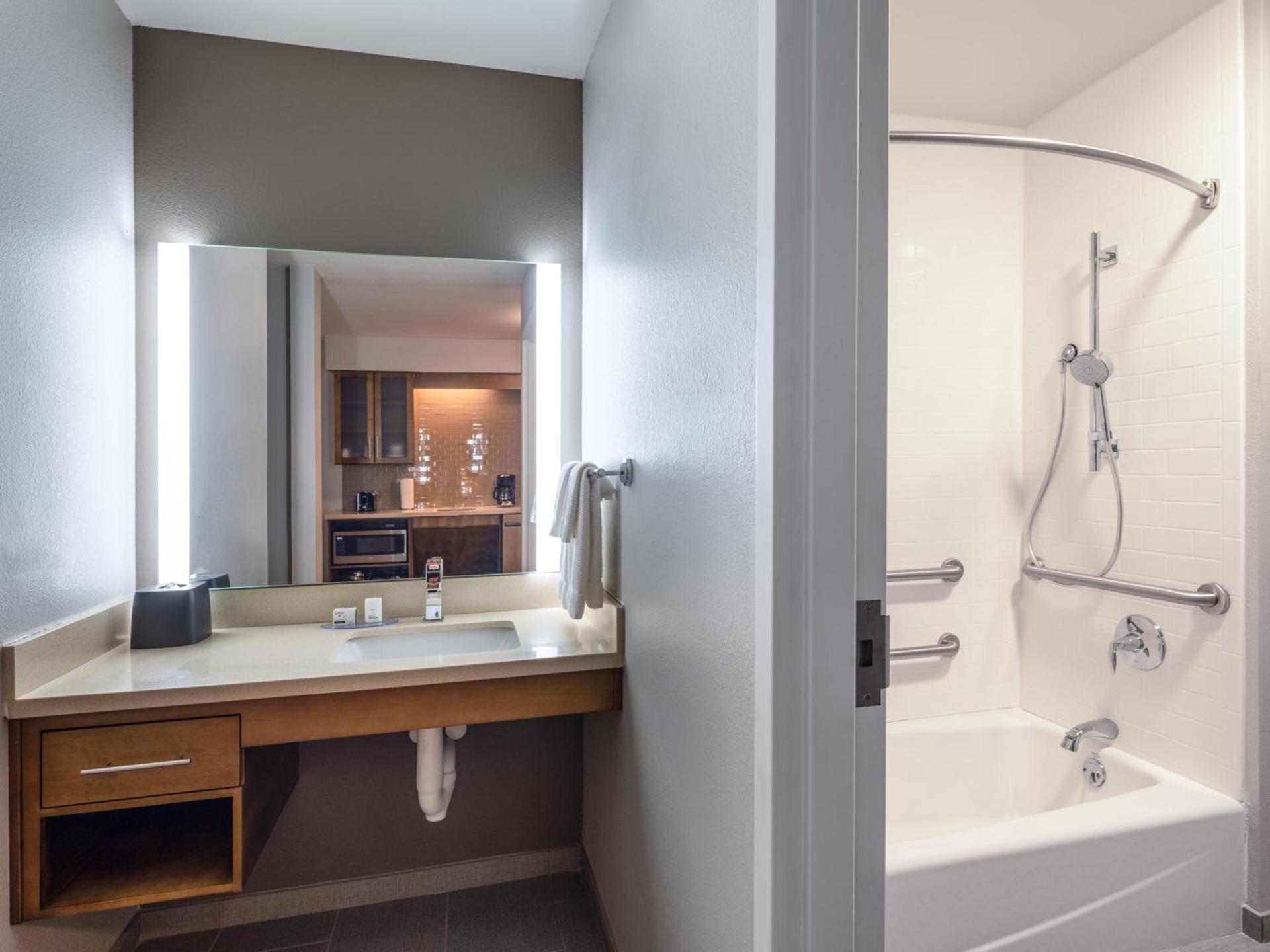 Staybridge Suites - Sioux City Southeast by IHG photo 33