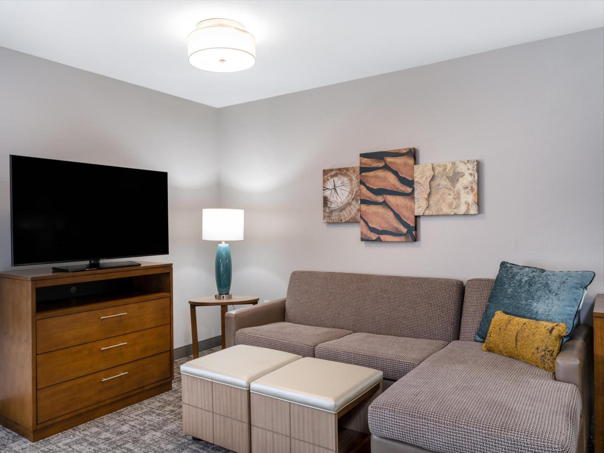 Staybridge Suites - Sioux City Southeast by IHG photo 39