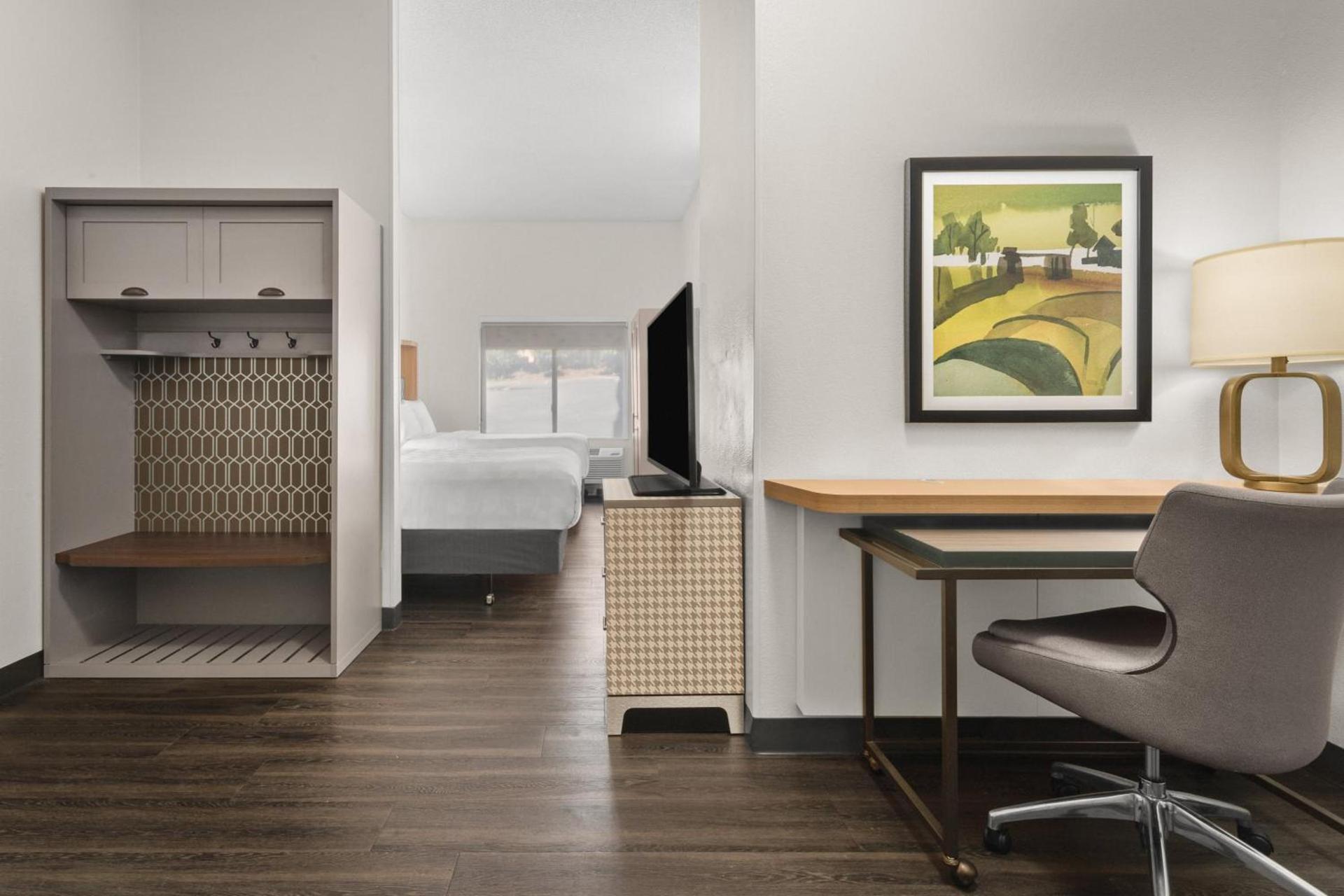 Holiday Inn & Suites Bothell an IHG Hotel photo 27
