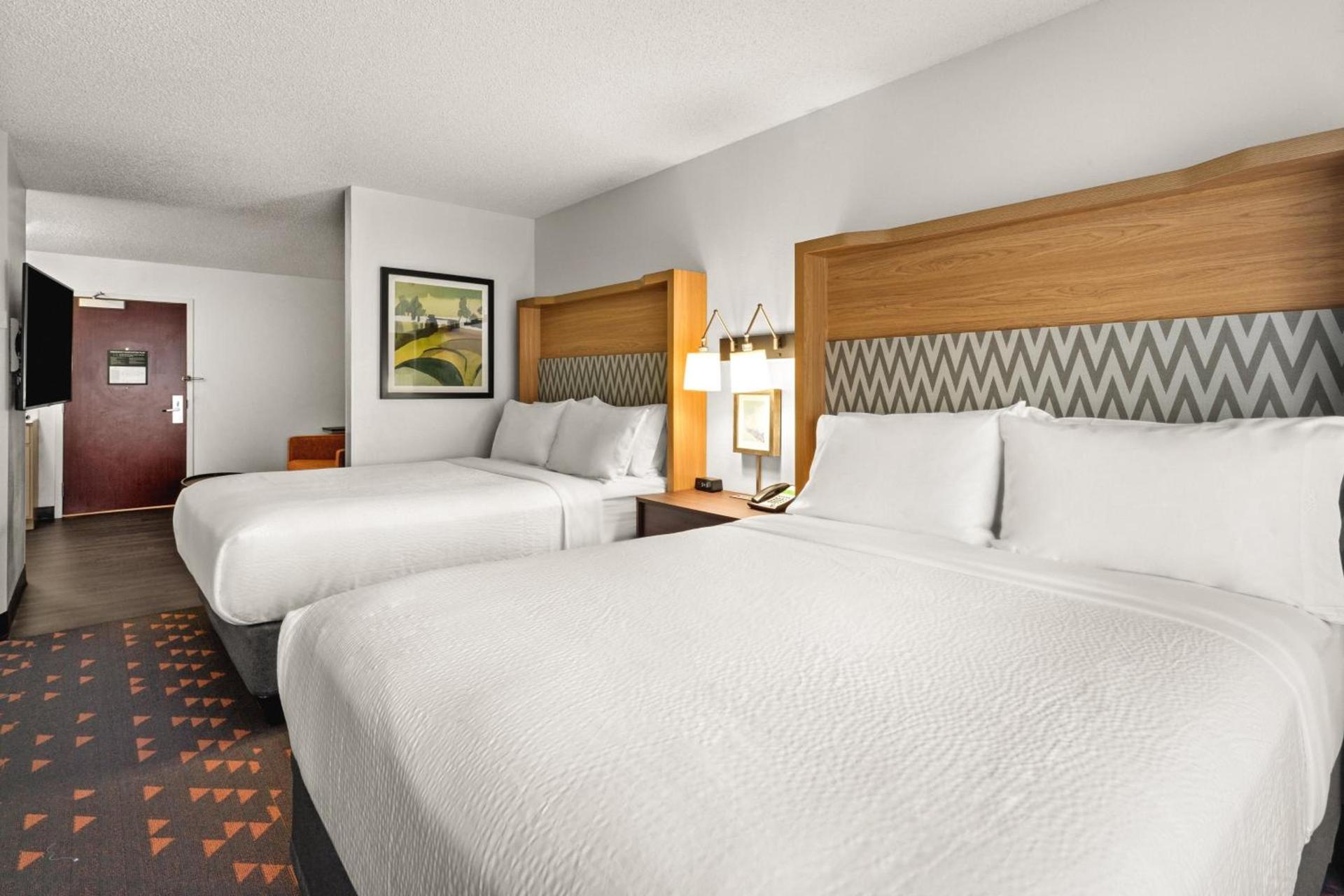 Holiday Inn & Suites Bothell an IHG Hotel photo 41