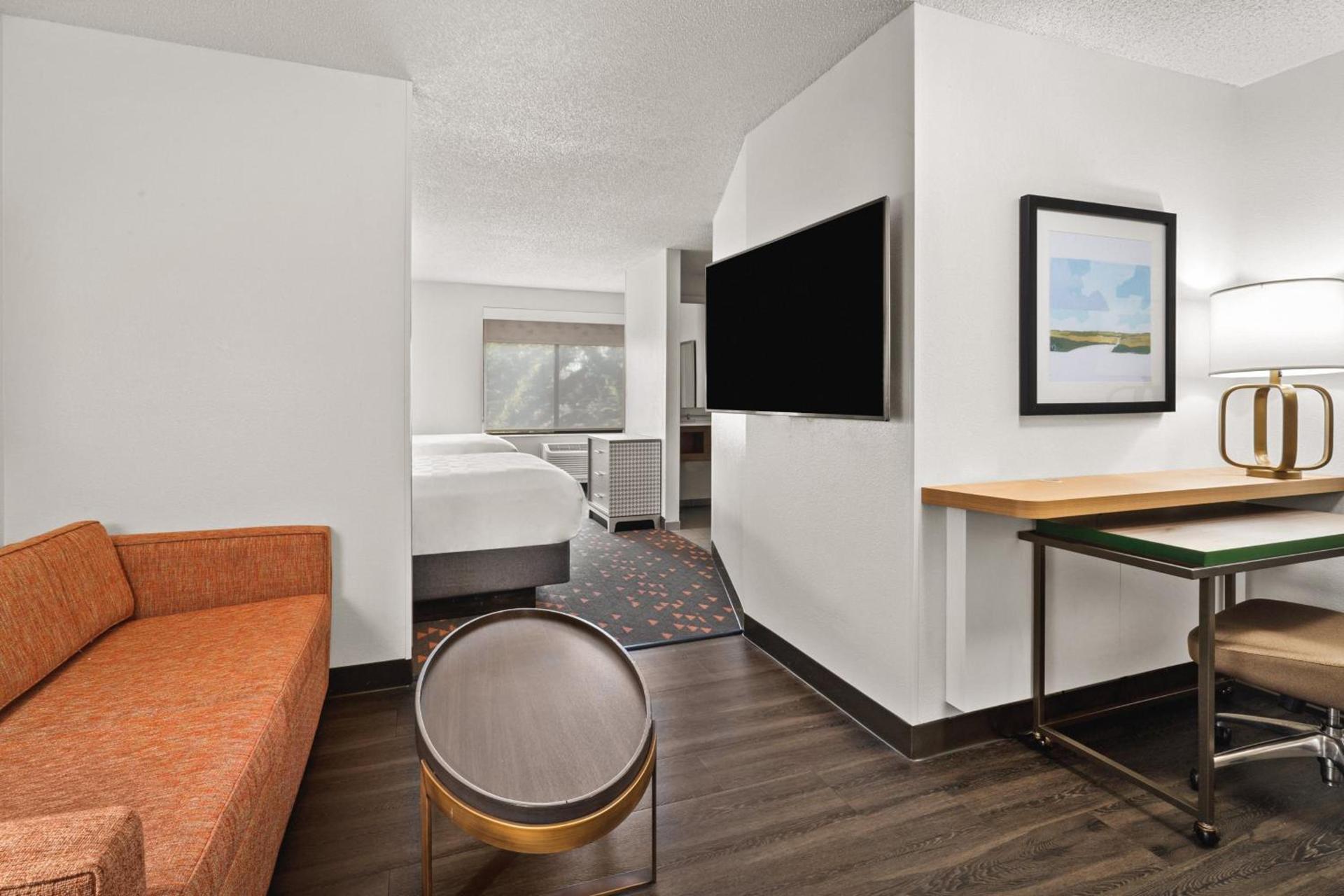 Holiday Inn & Suites Bothell an IHG Hotel photo 36