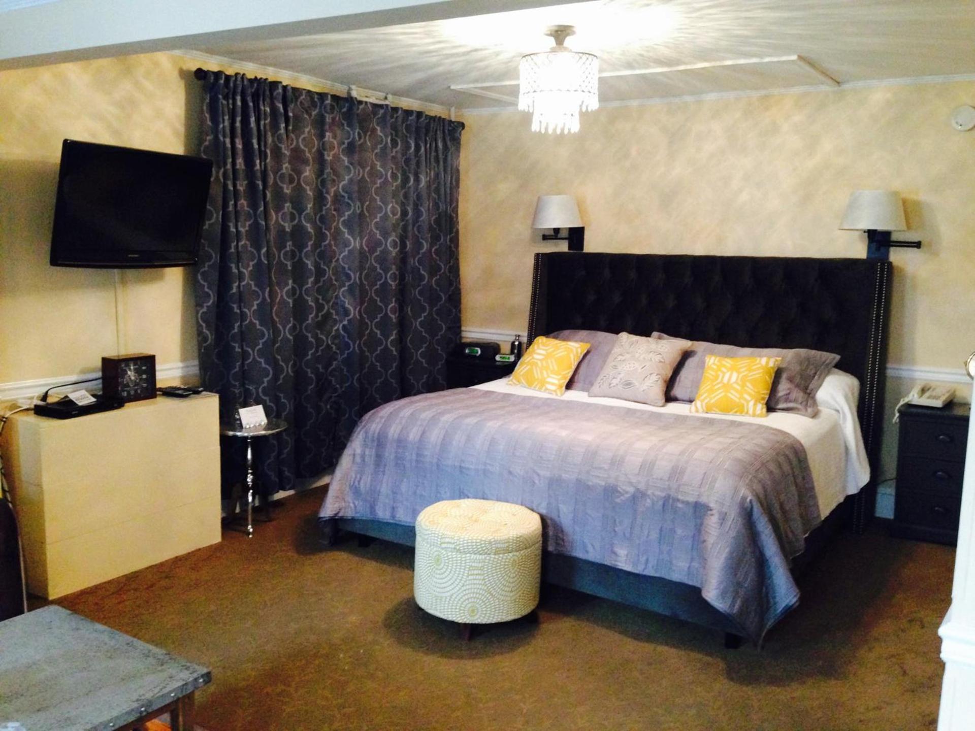 Vandiver Inn photo 7