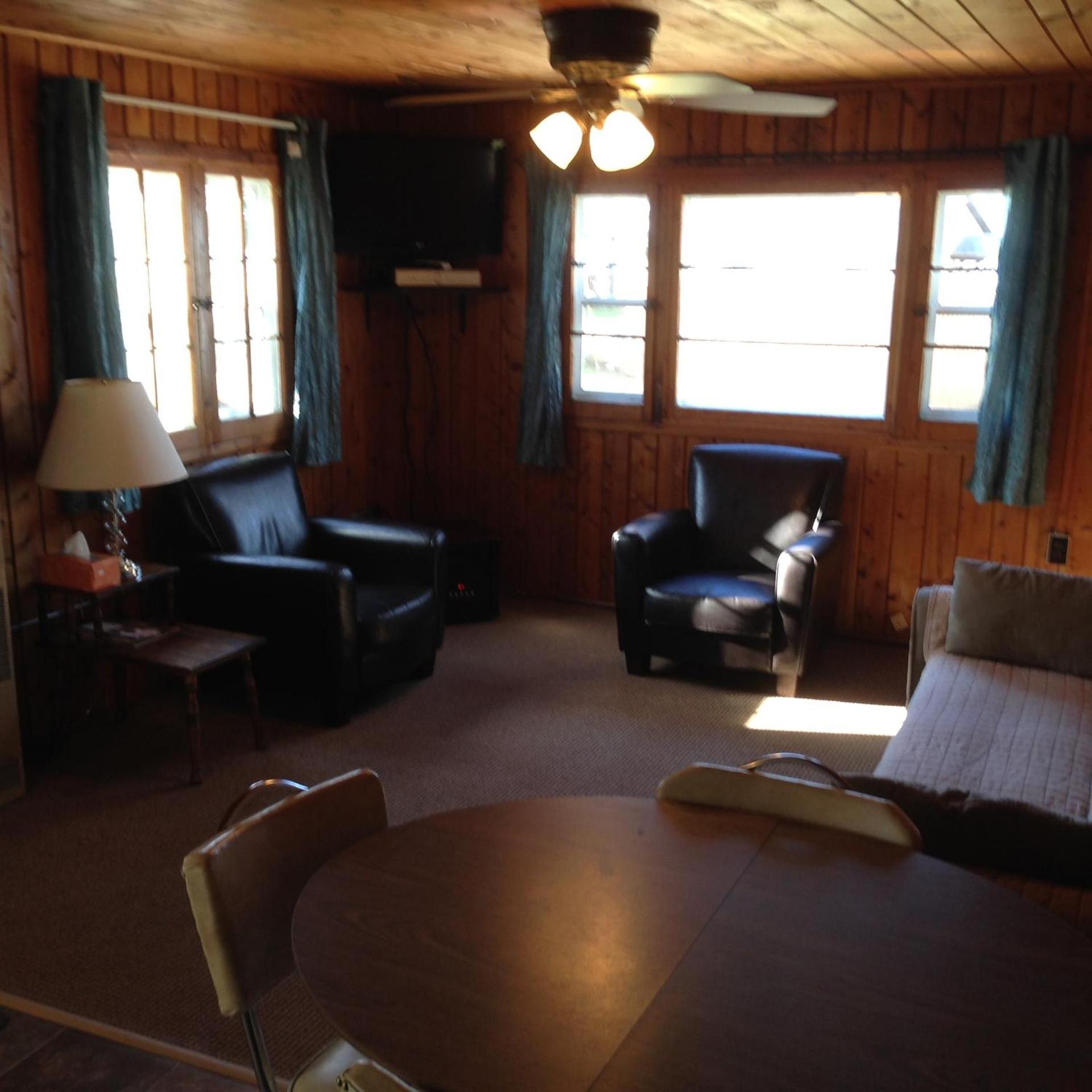 Sunset Pointe Resort LLC photo 2