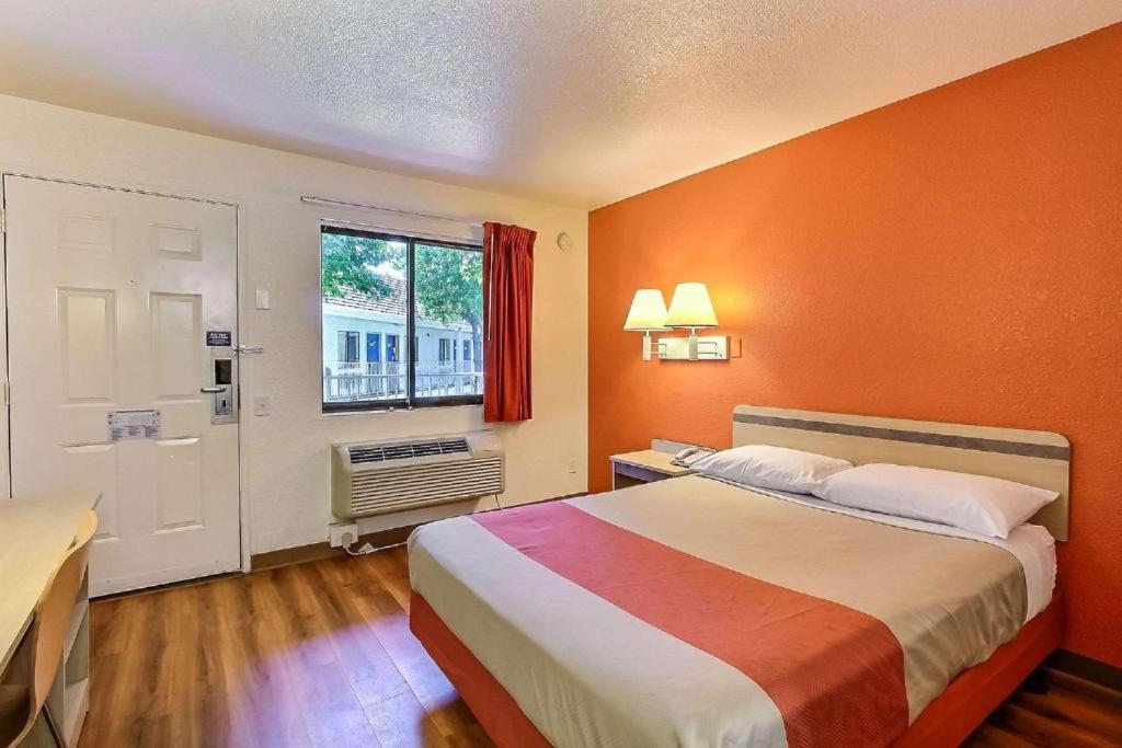Motel 6-Fremont, CA - North photo 65