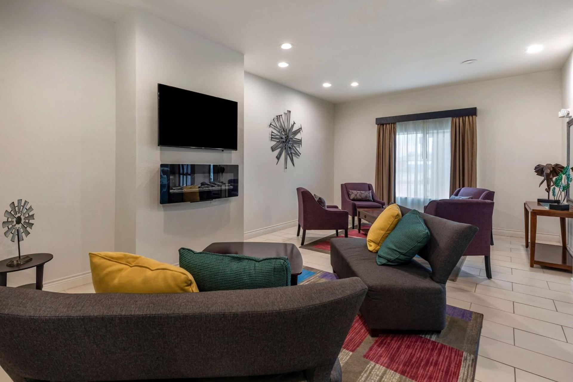 Best Western Plus Pauls Valley photo 9