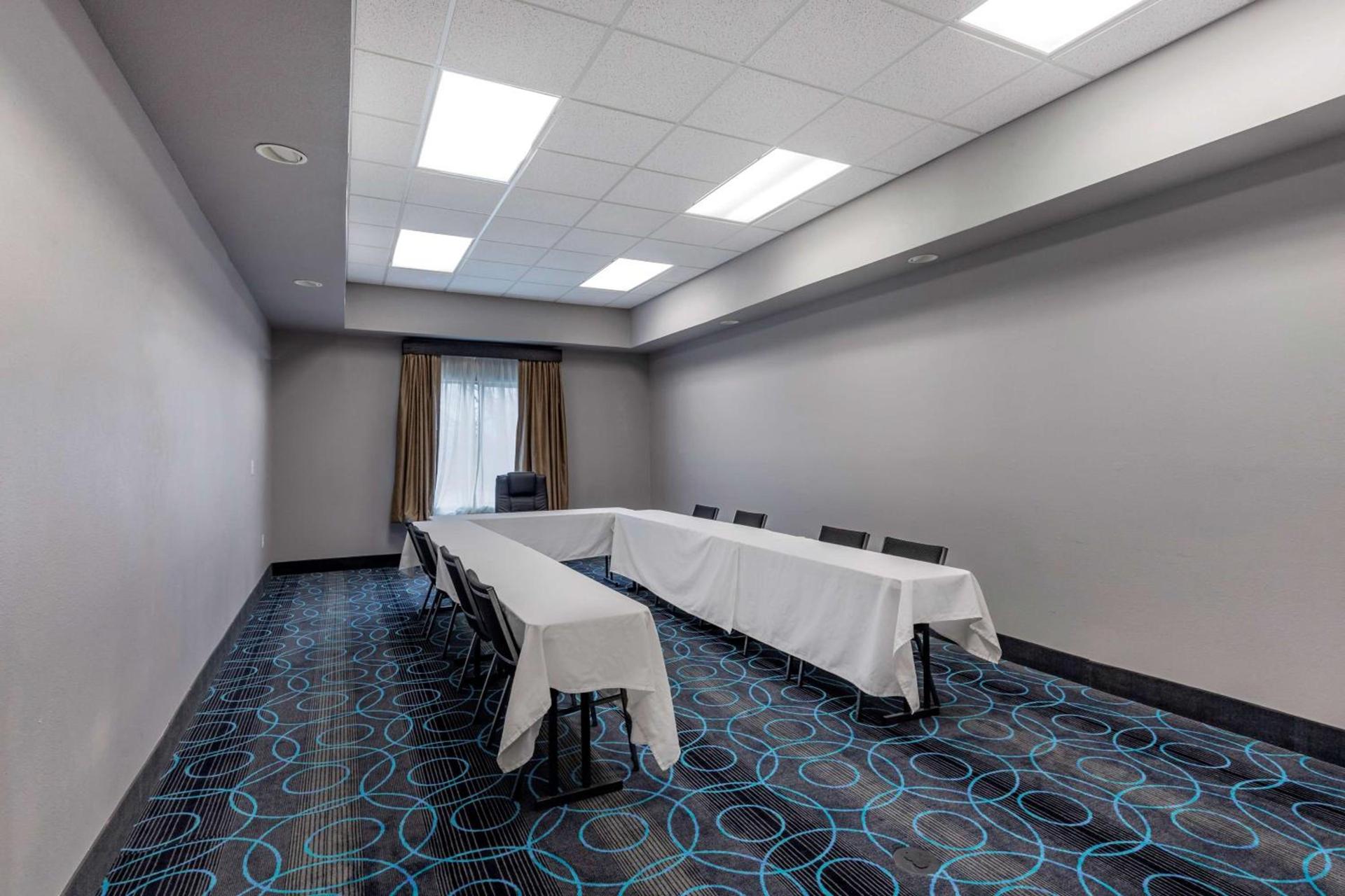 Best Western Plus Pauls Valley photo 29