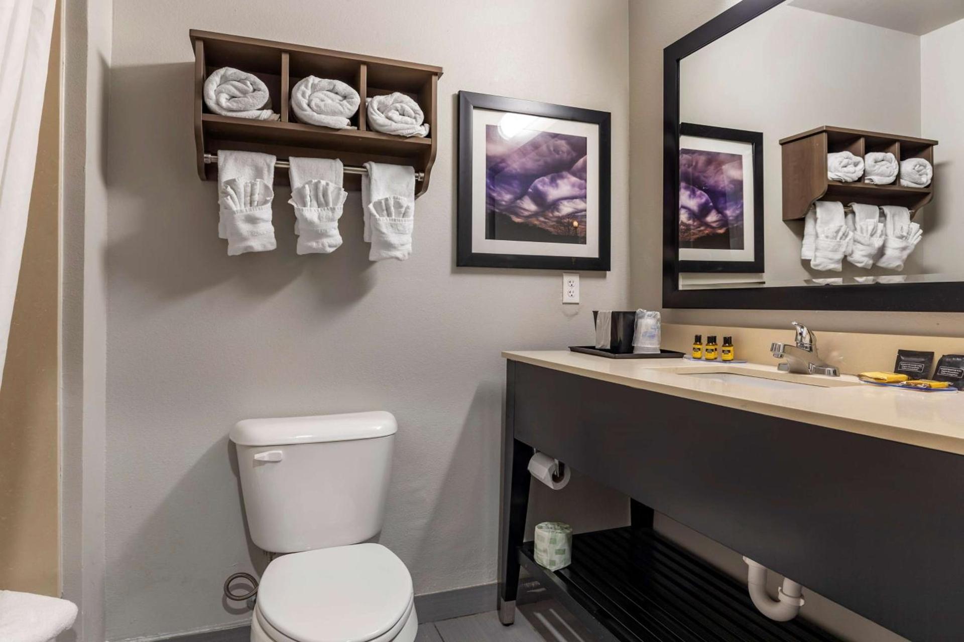 Best Western Plus Pauls Valley photo 21