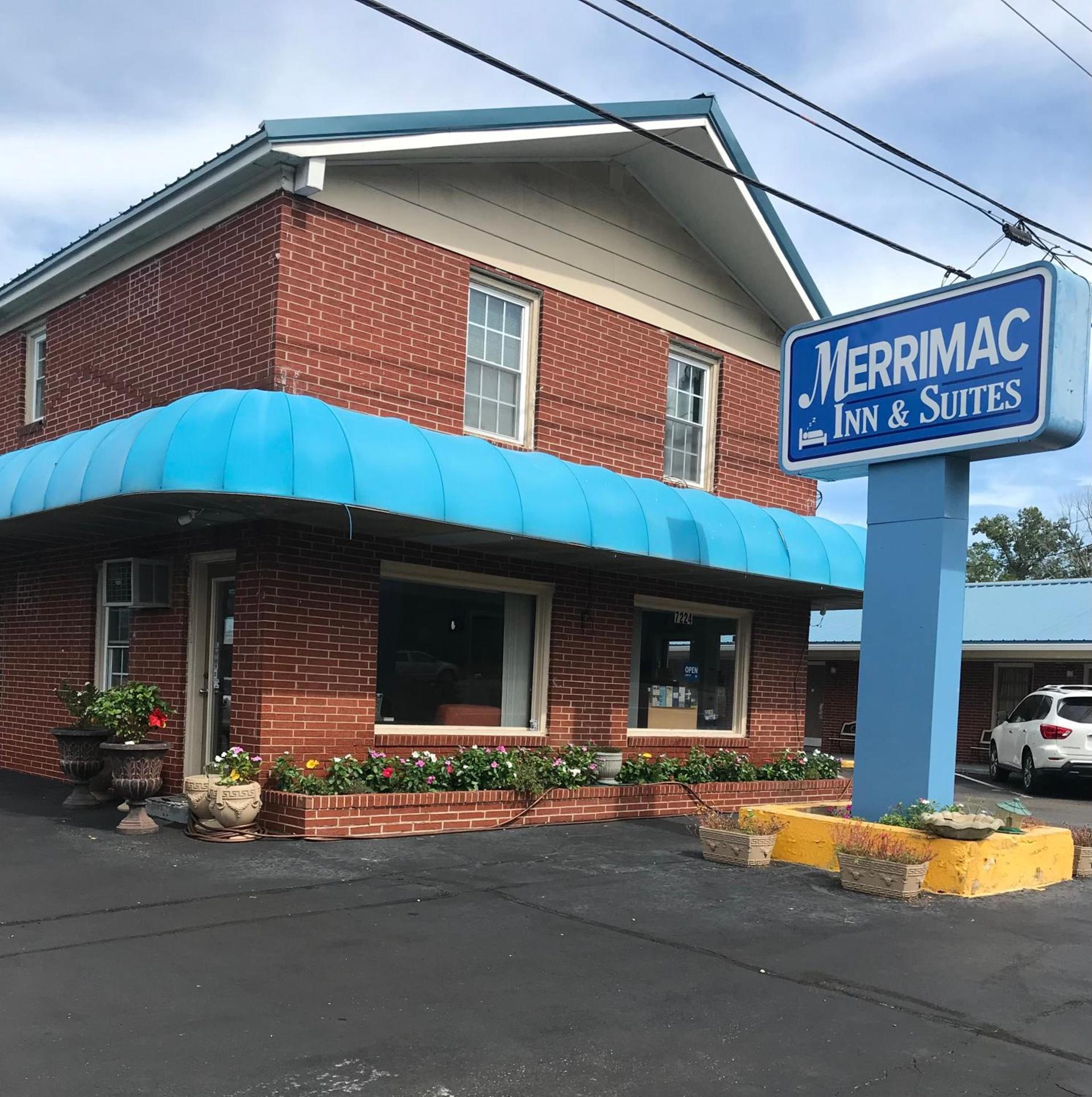 MERRIMAC INN & SUITES photo 1