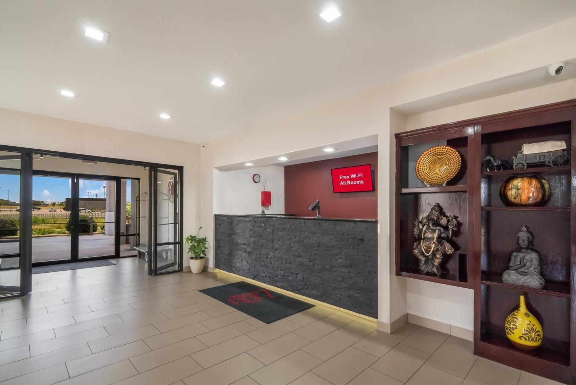 Spark by Hilton Terrell photo 14