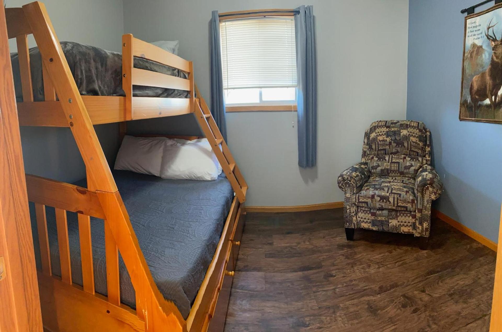 Pelican Motel photo 8