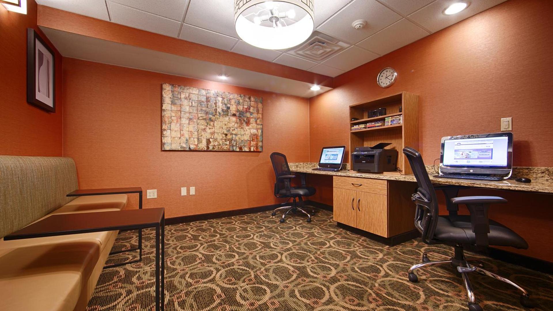 Comfort Inn & Suites Copley Akron photo 36