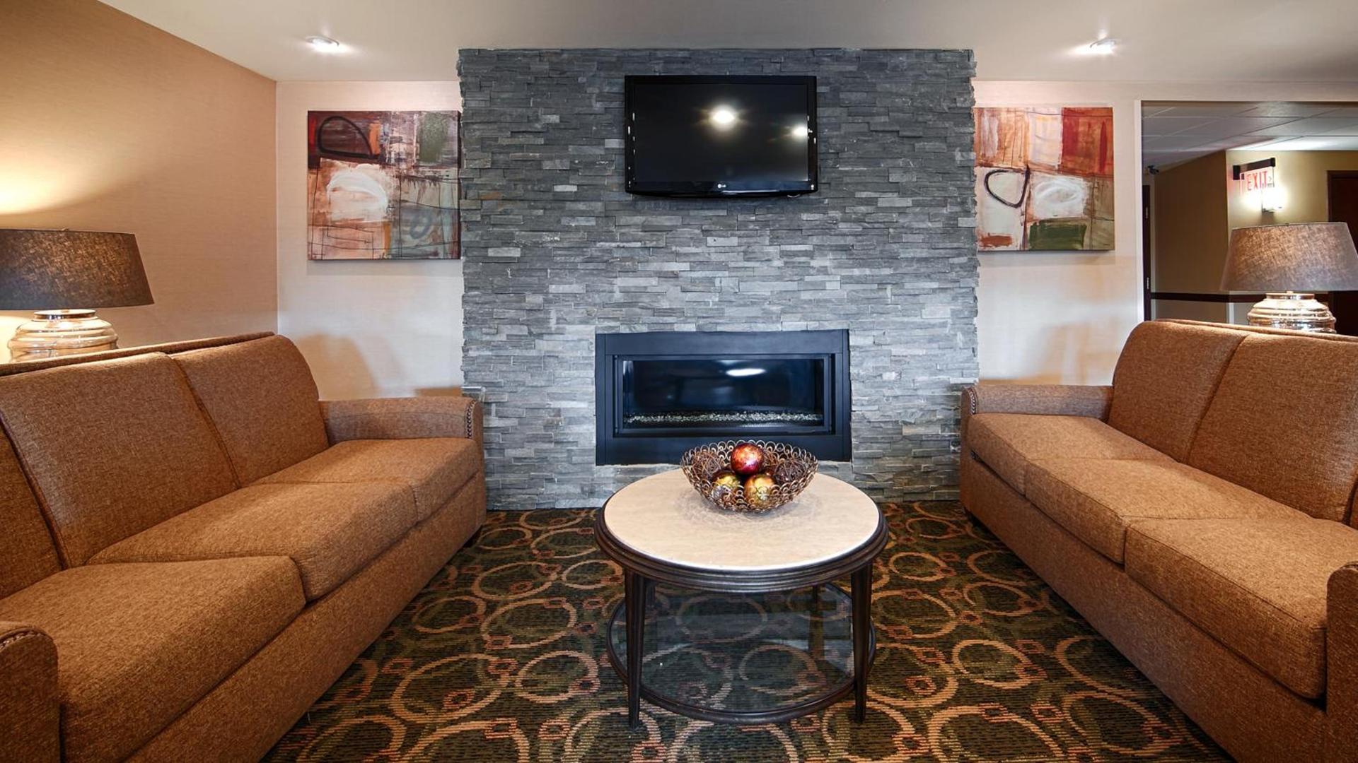 Comfort Inn & Suites Copley Akron photo 37