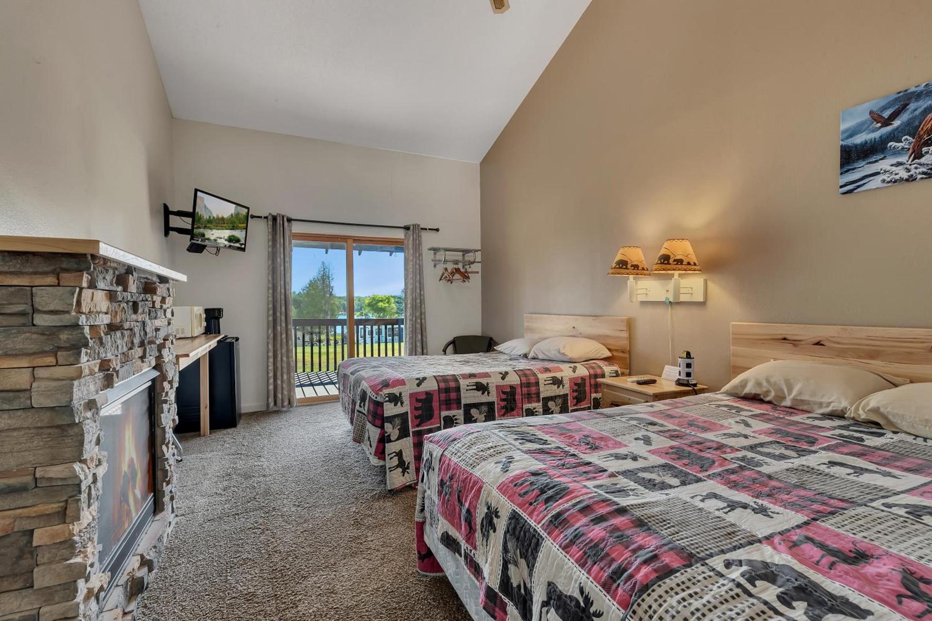 Blue Moon Resort & Motel photo 98