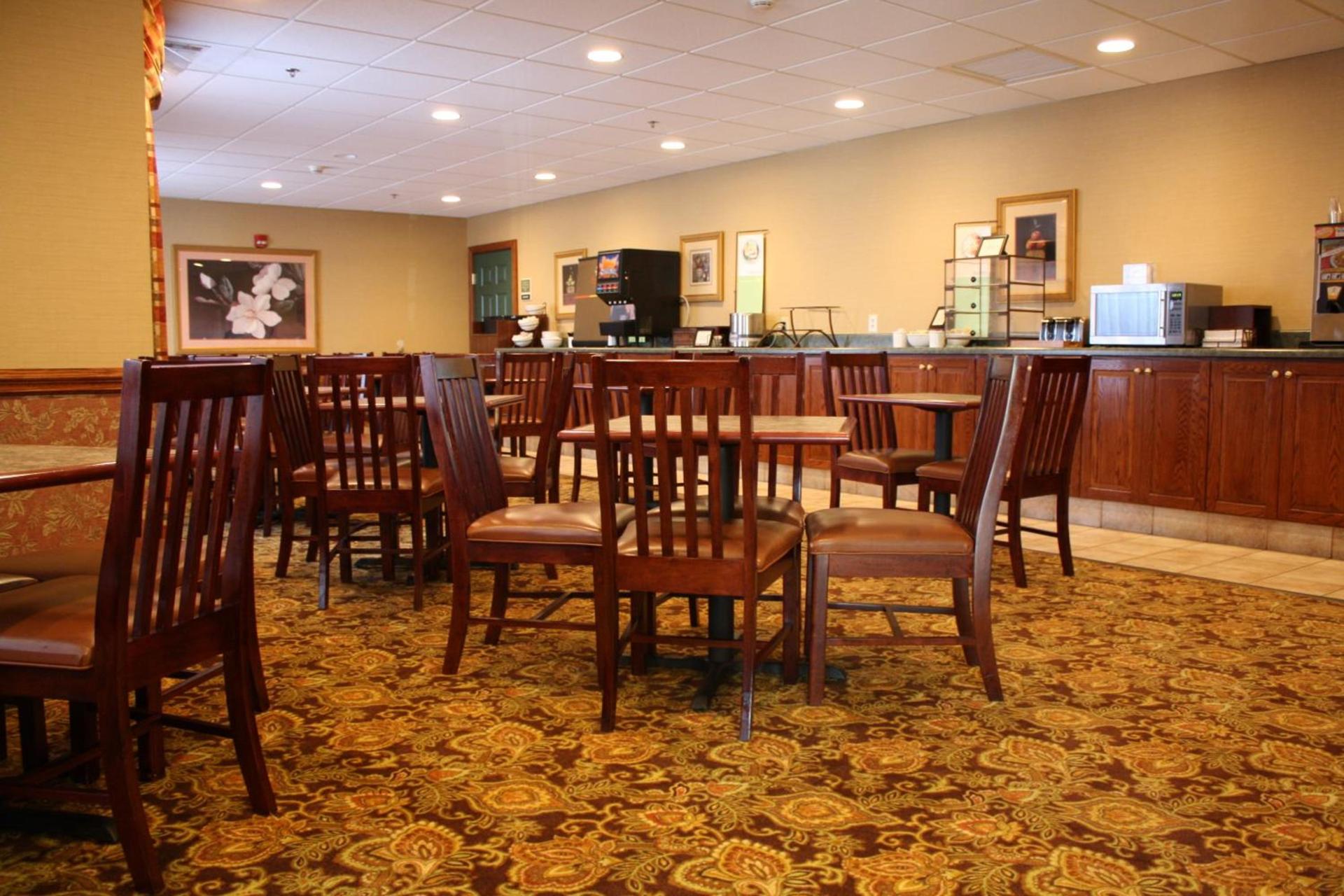 Country Inn & Suites by Radisson, Aiken South photo 33