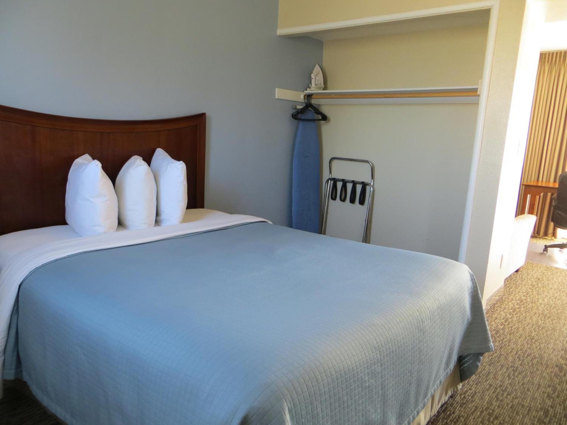 Coronet Motel photo 7