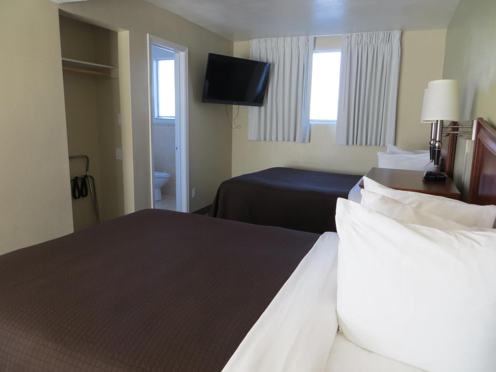 Coronet Motel photo 16