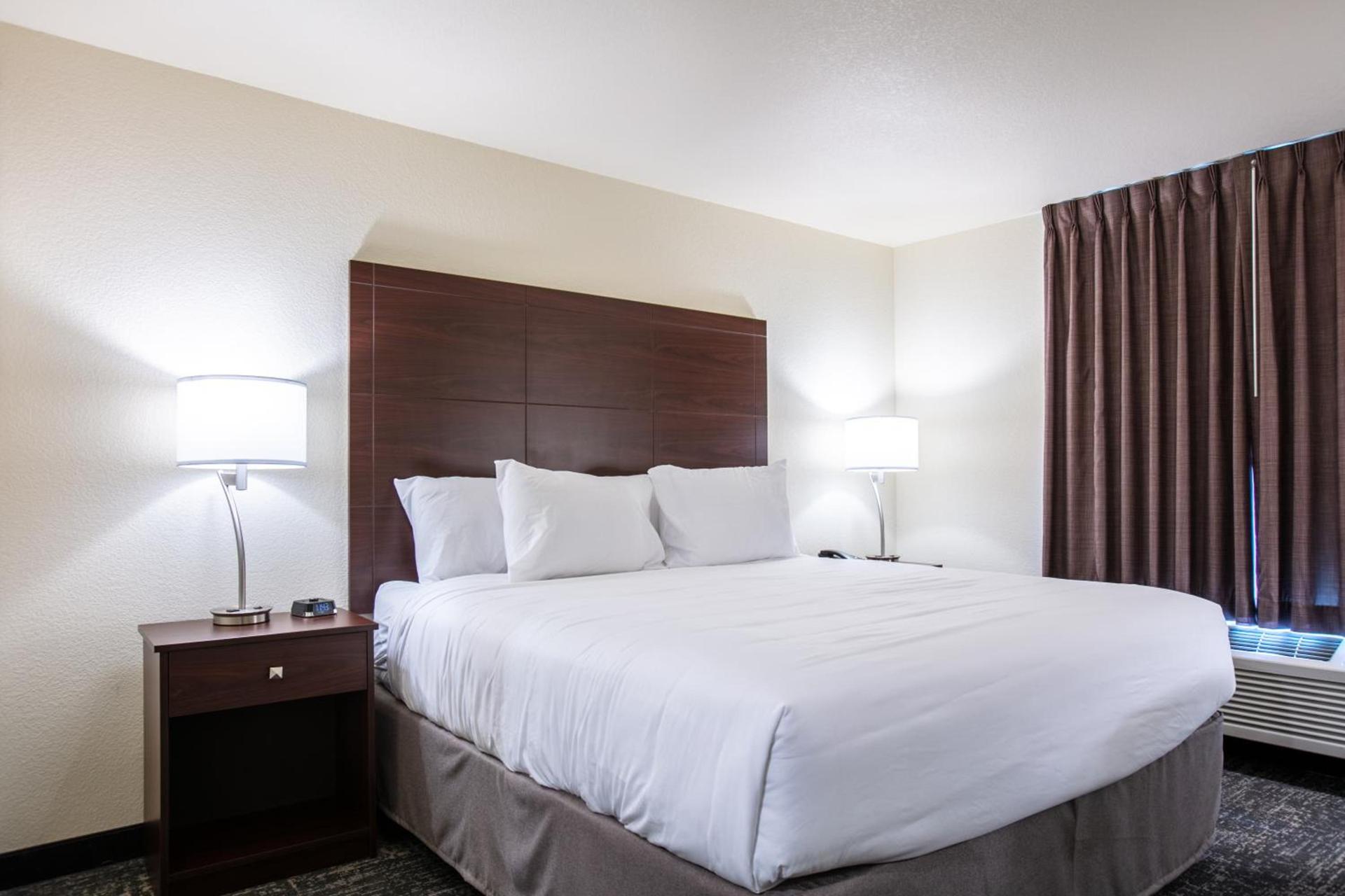 Cobblestone Inn & Suites - Pine Bluffs photo 30