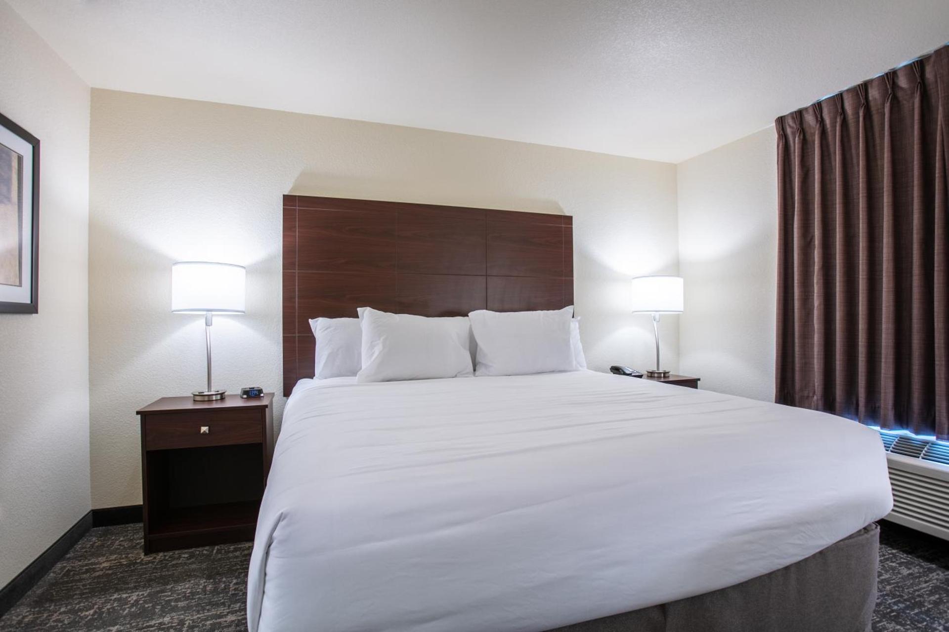 Cobblestone Inn & Suites - Pine Bluffs photo 32
