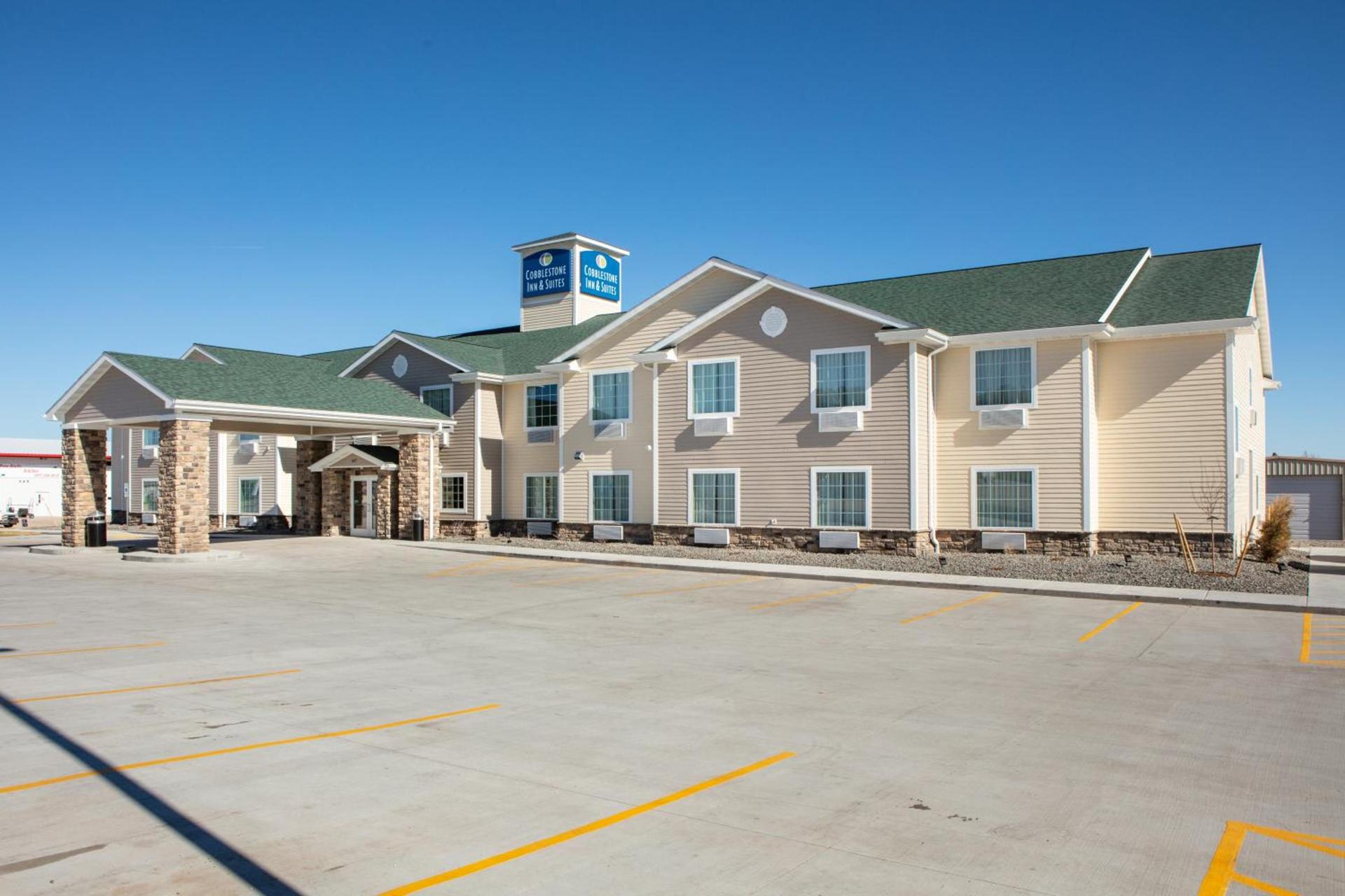 Cobblestone Inn & Suites - Pine Bluffs photo 1