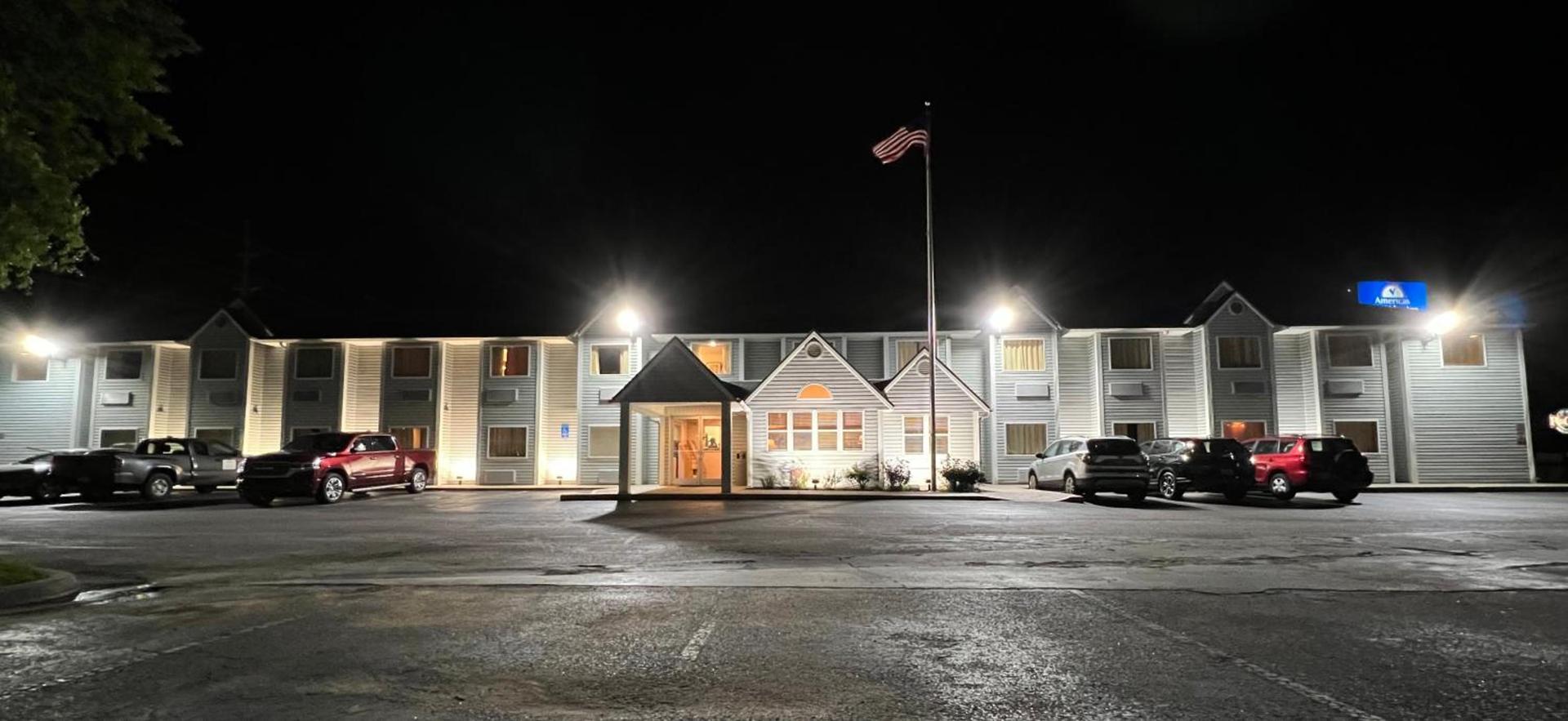 Americas Best Value Inn and Suites Ada — hotel in Ada