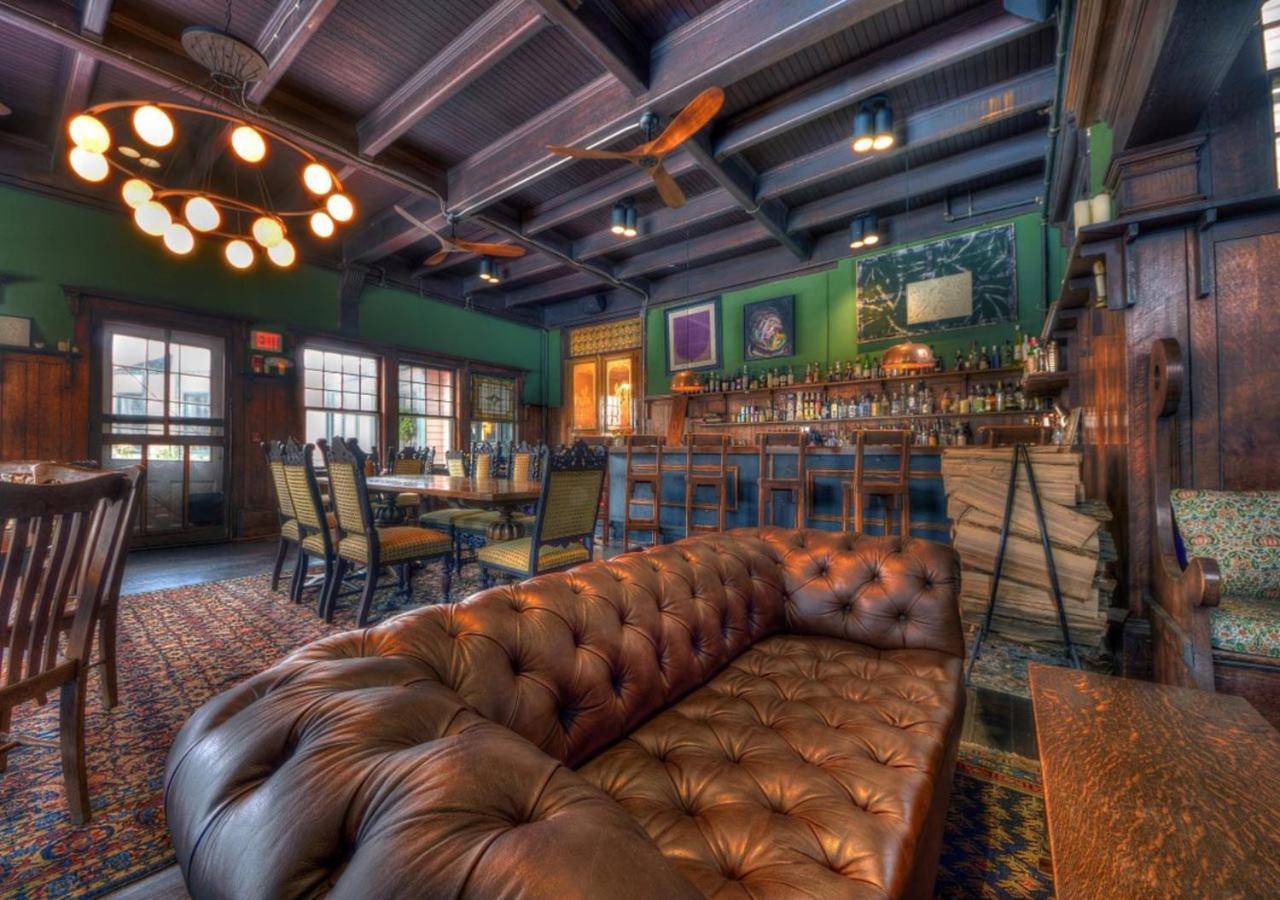 Apple Tree Inn photo 88