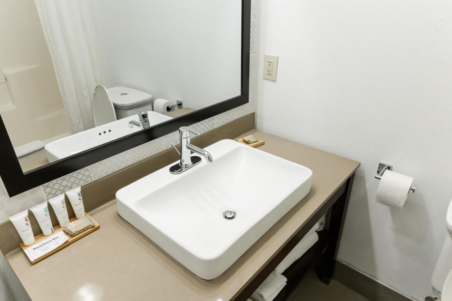 Country Inn & Suites by Radisson, Helen, GA photo 40