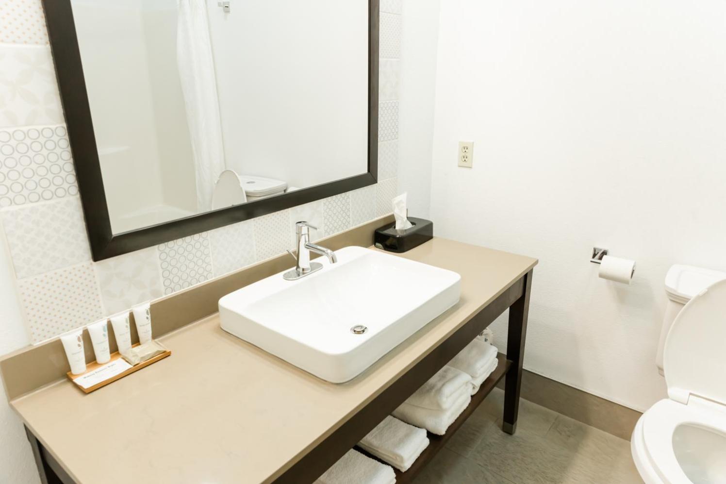 Country Inn & Suites by Radisson, Helen, GA photo 67