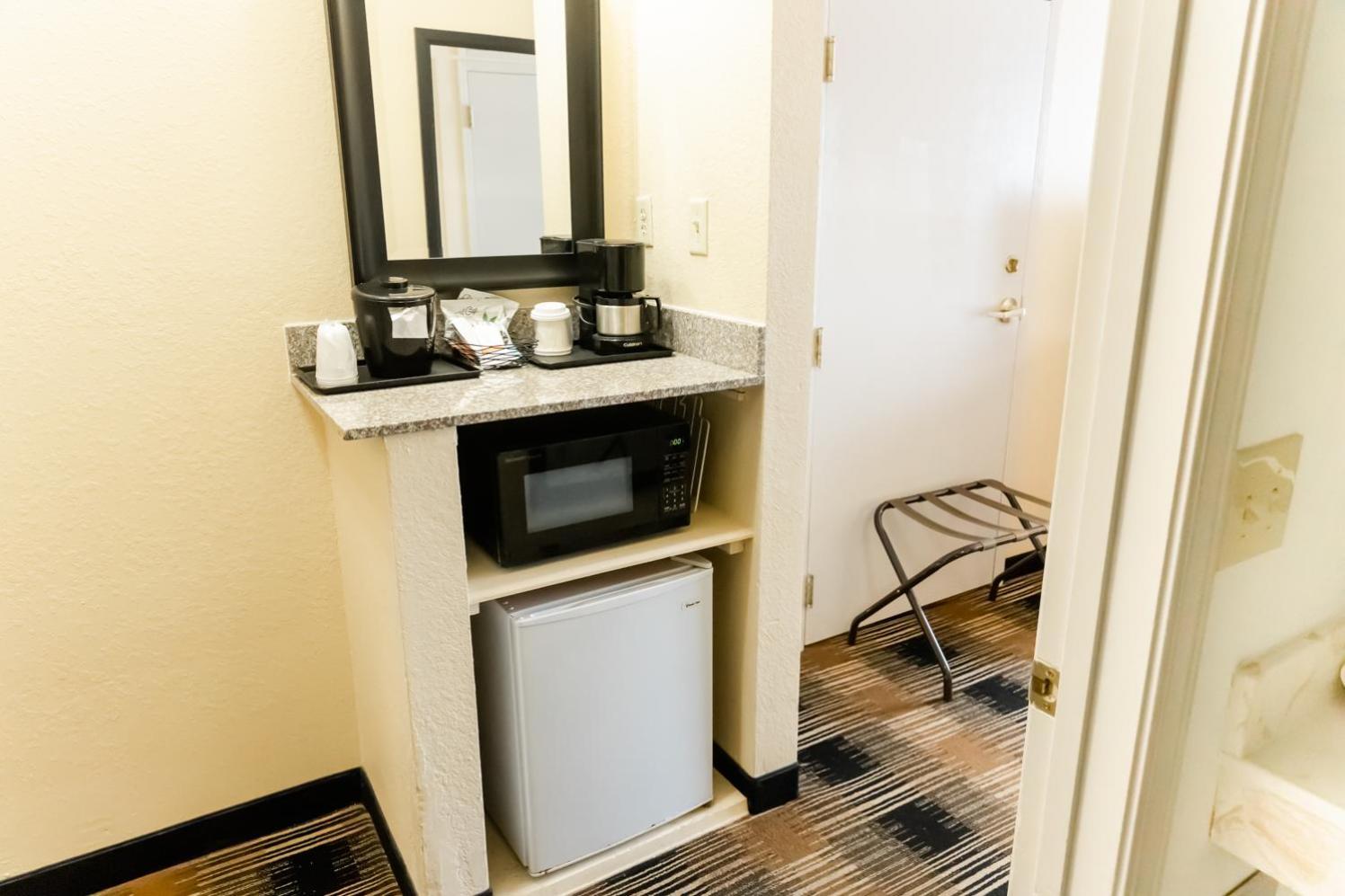 Country Inn & Suites by Radisson, Helen, GA photo 77