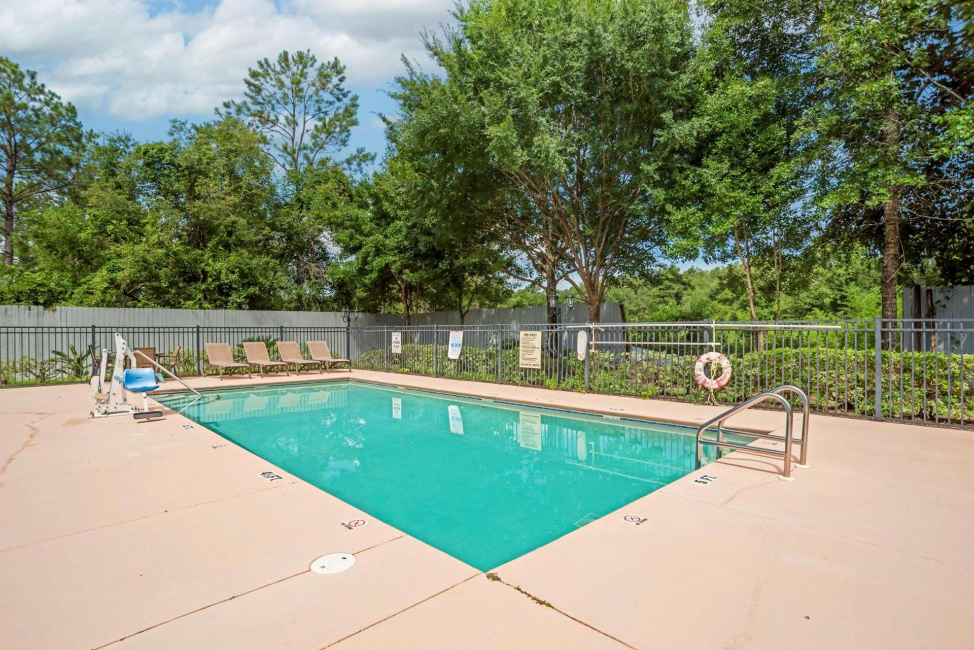 Best Western Wakulla Inn & Suites photo 5