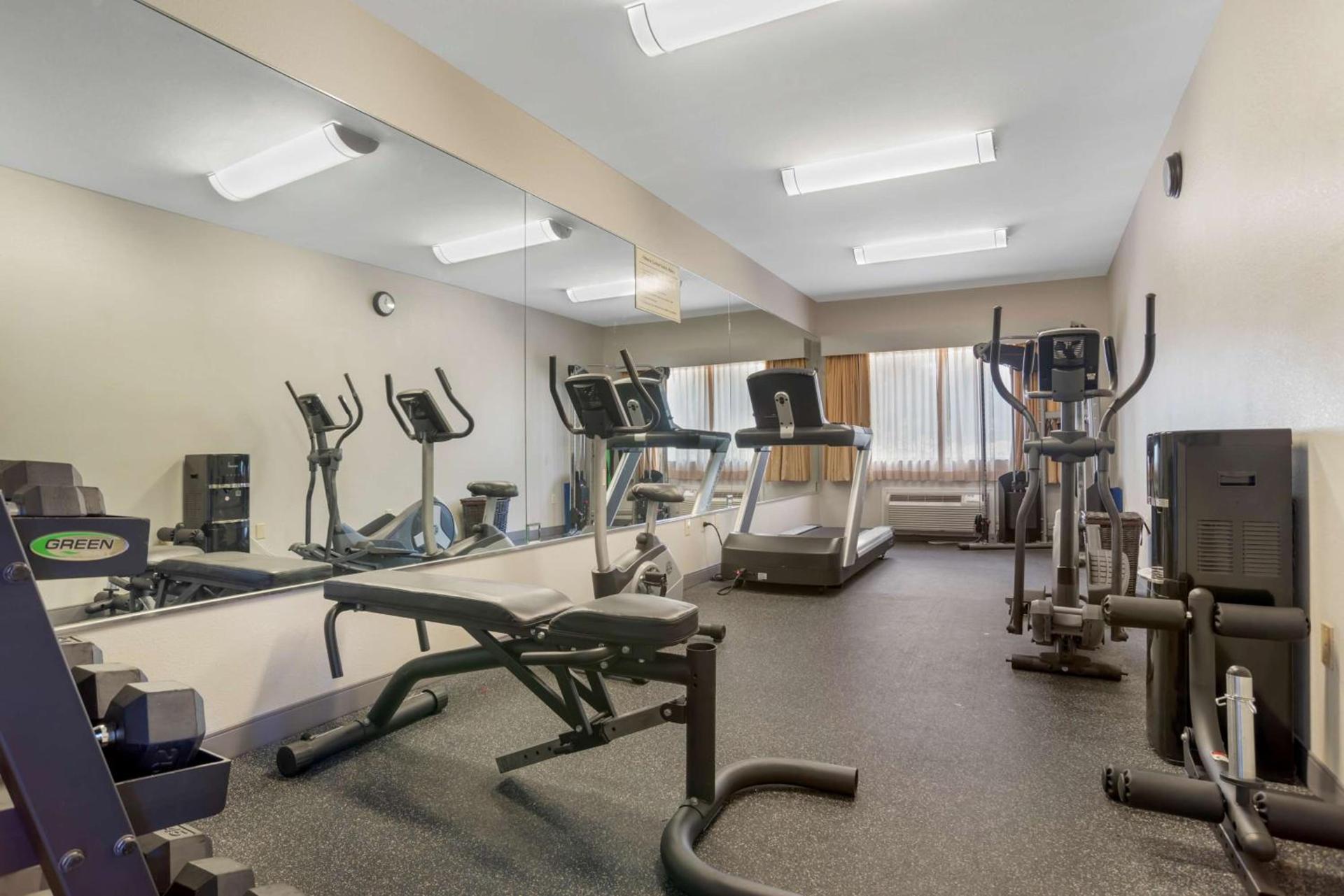 Best Western Wakulla Inn & Suites photo 2