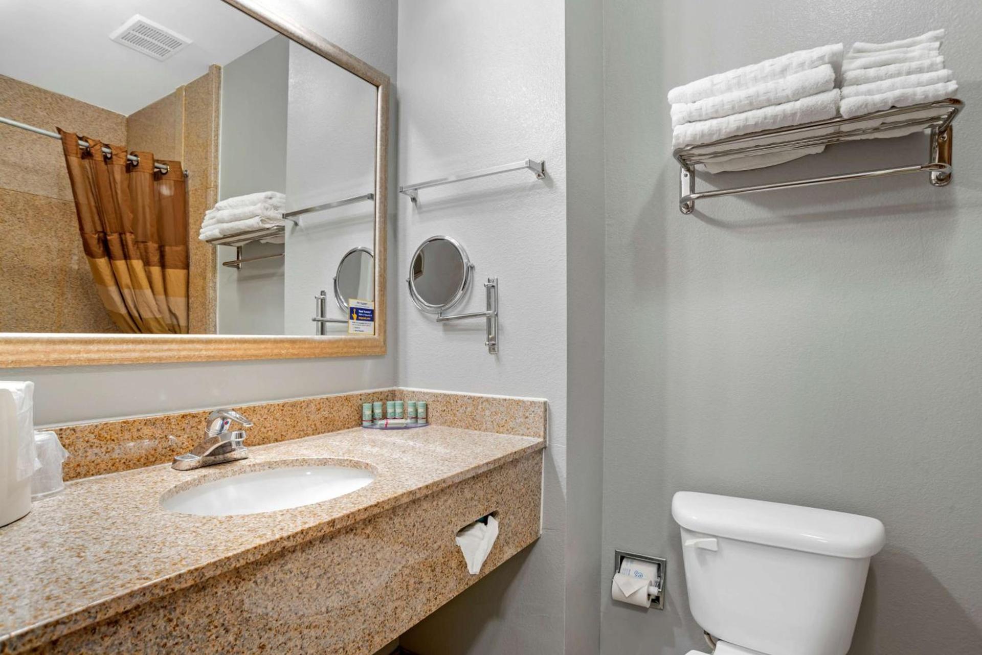 Best Western Wakulla Inn & Suites photo 19