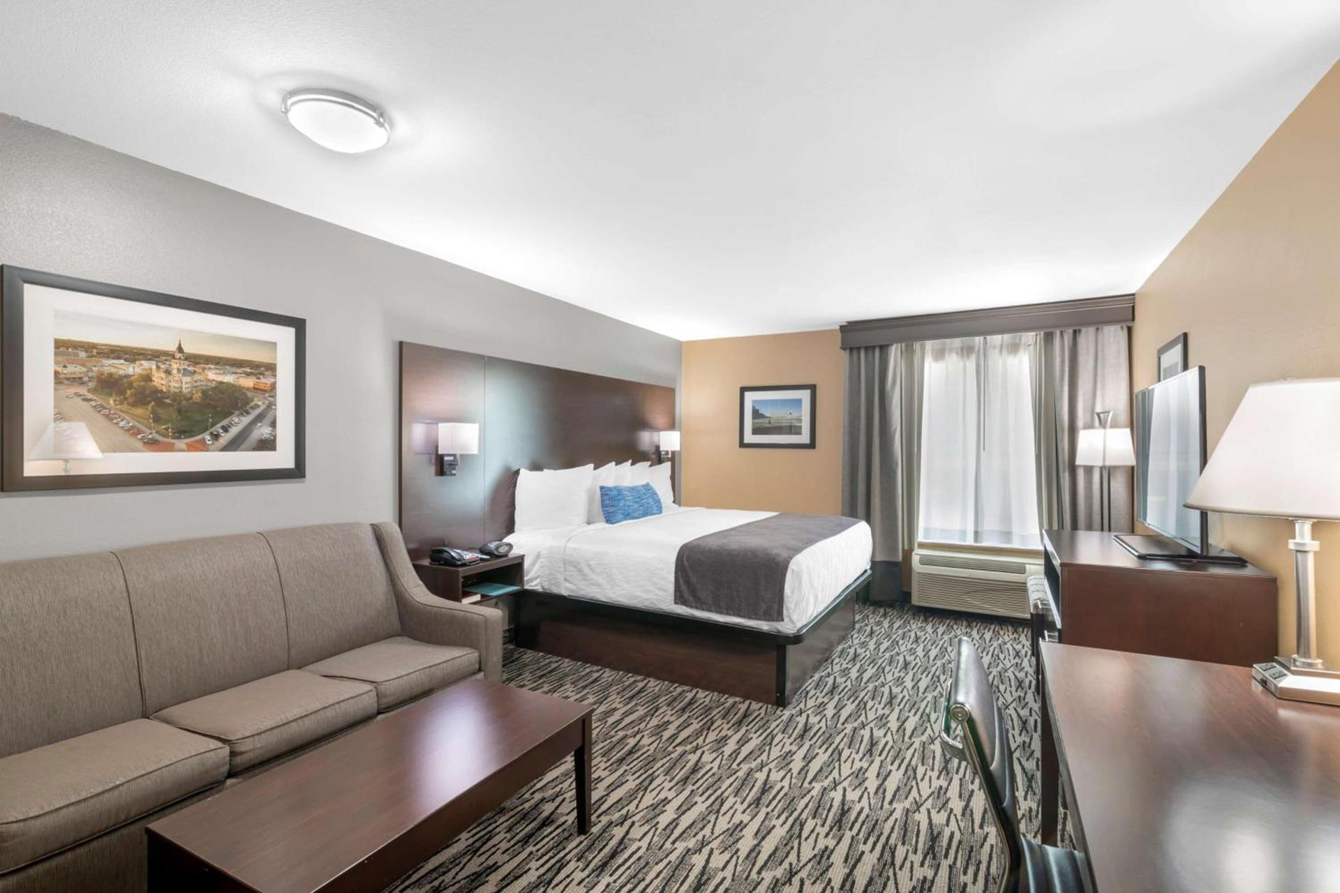 Best Western Plus Denton Inn & Suites photo 33
