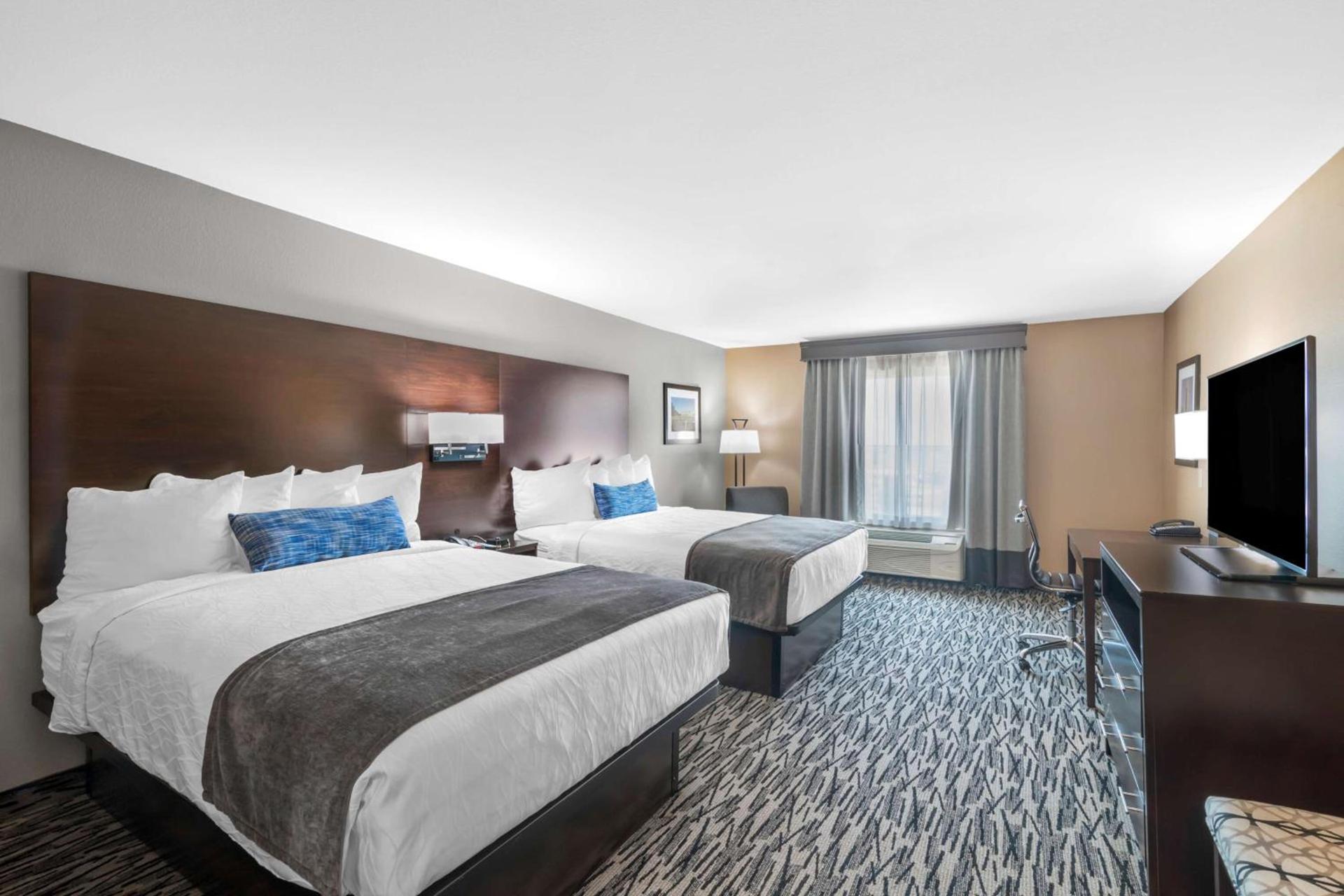 Best Western Plus Denton Inn & Suites photo 22